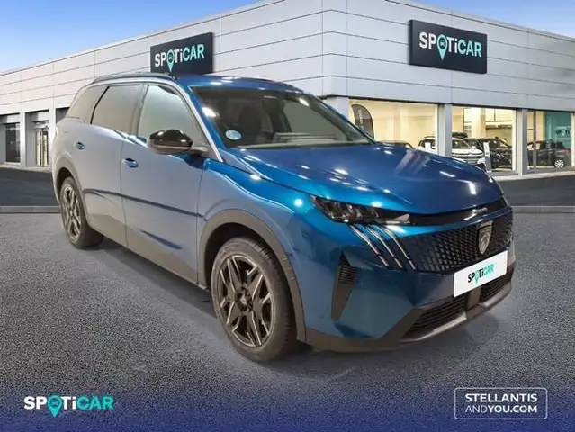 Peugeot 5008 view 3