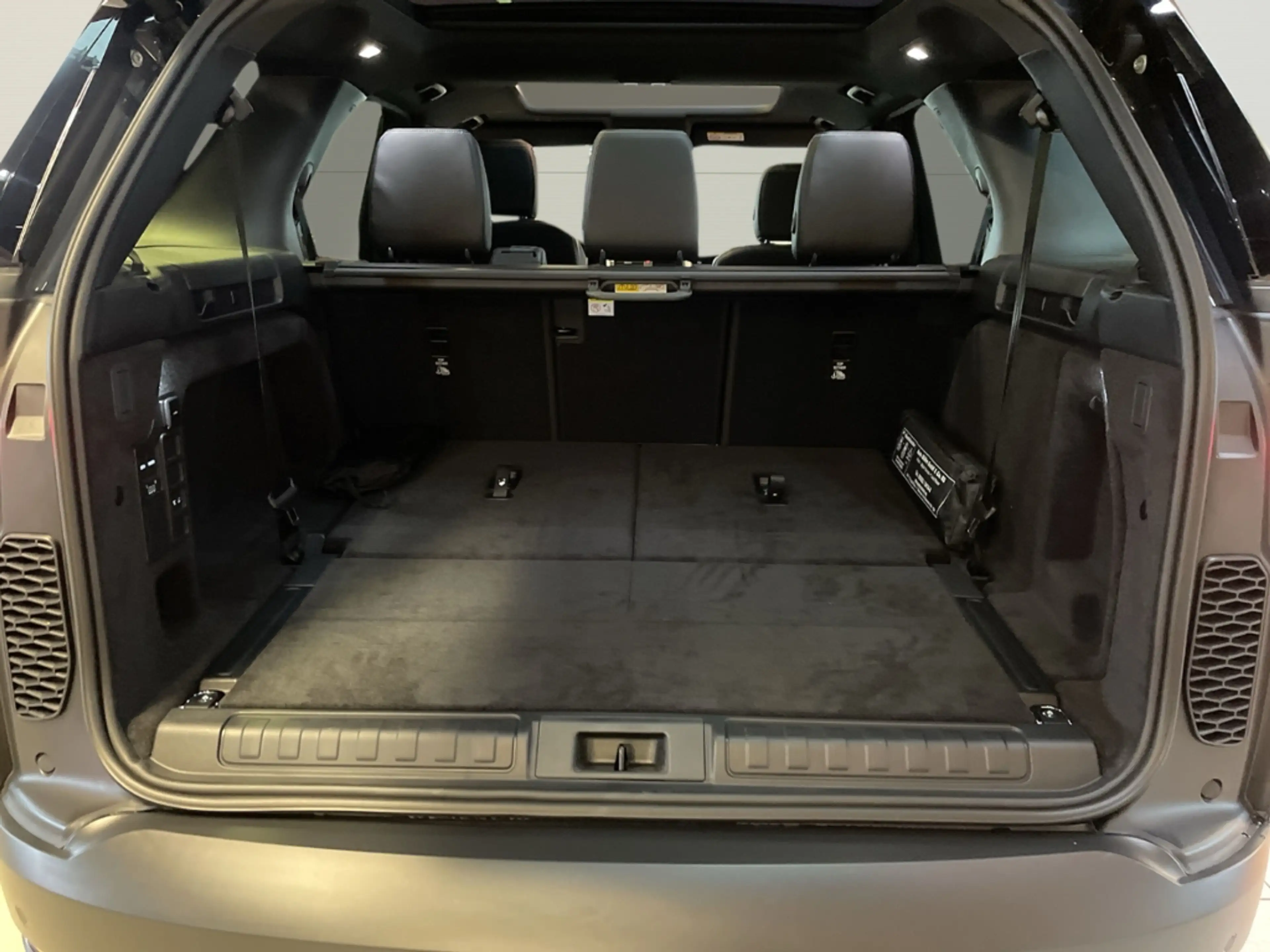 Land Rover Discovery 5 D250 S+ACC+St.Hzg+AHK+7-Sitzer+Reling — photo 8