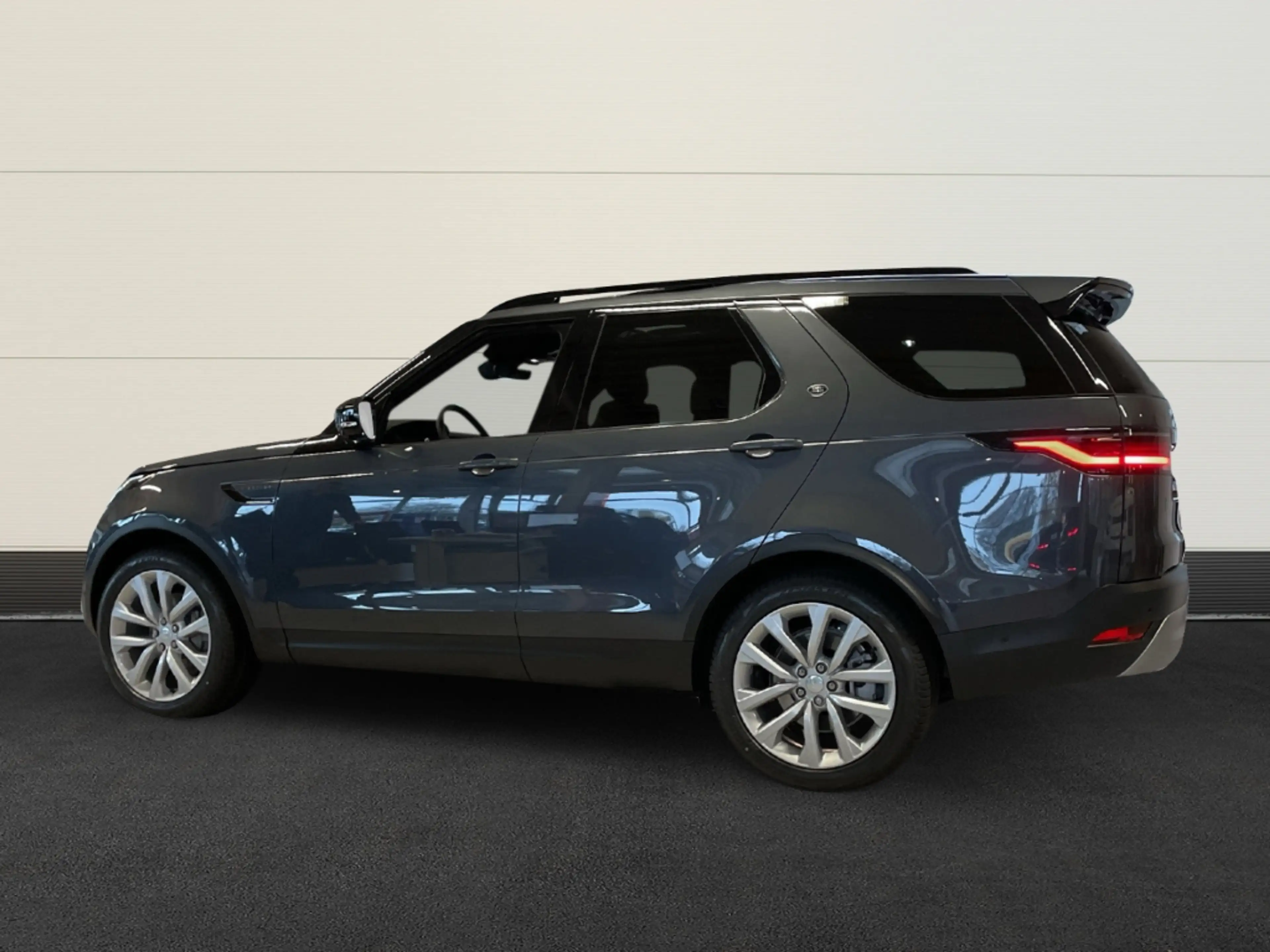 Land Rover Discovery 5 D250 S+ACC+St.Hzg+AHK+7-Sitzer+Reling — photo 2
