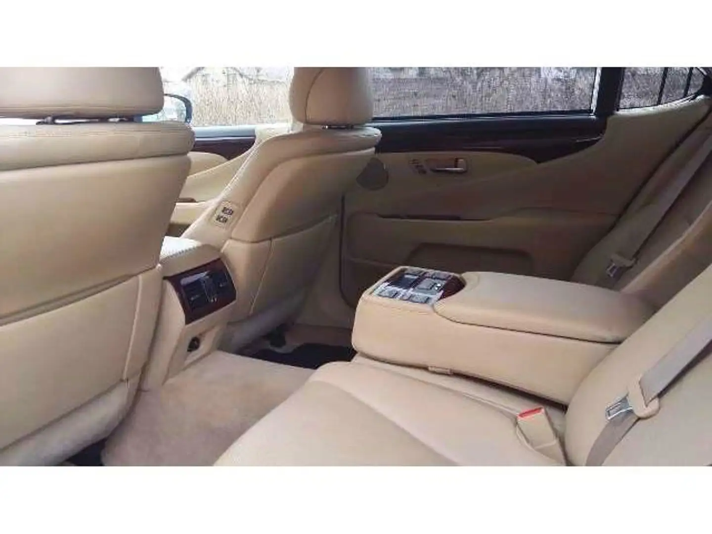 Lexus LS 600 LS 600h Largo President President Blau - 2