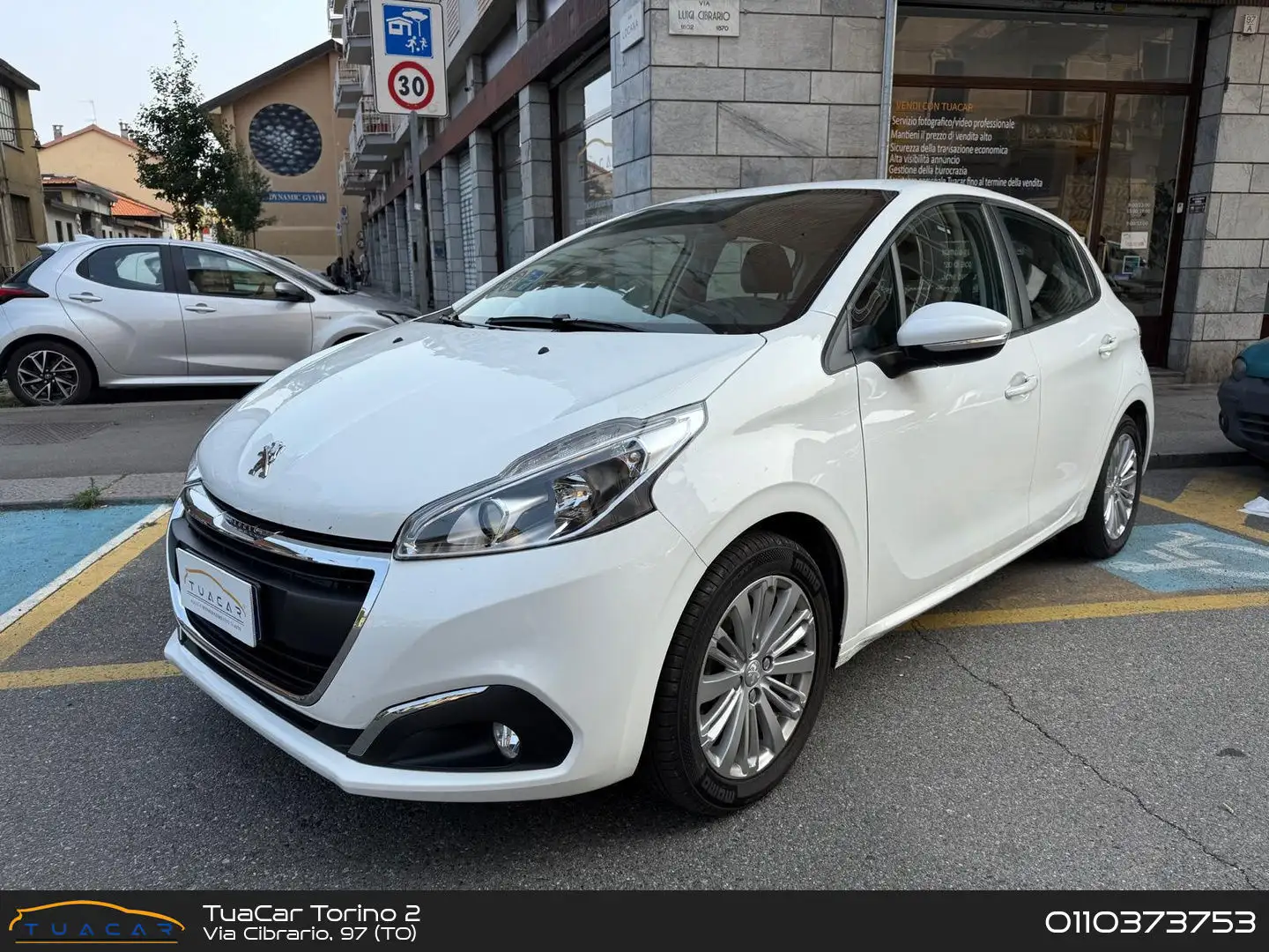 Peugeot 208 Active 1.2 PureTech 82 LPG Weiß - 1