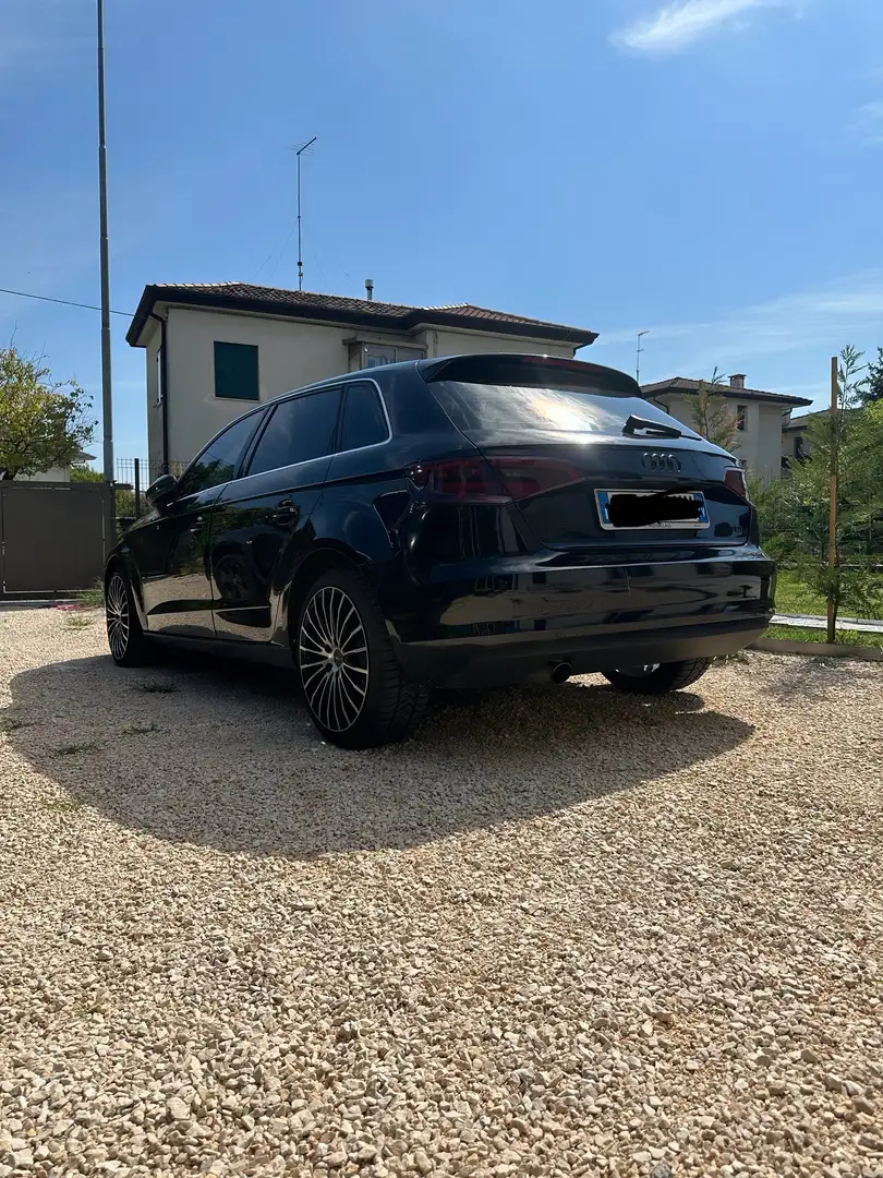 Audi A3 Sportback 1.6 tdi Admired 110cv E6 - 2