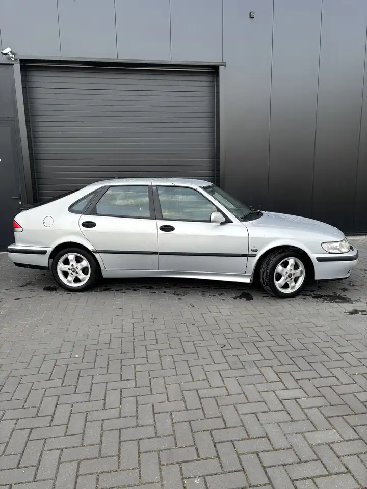 Saab 9-3 2.0t, foto 7