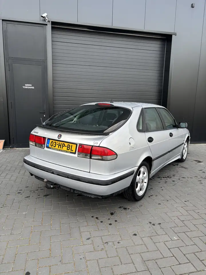 Saab 9-3 2.0t, foto 5