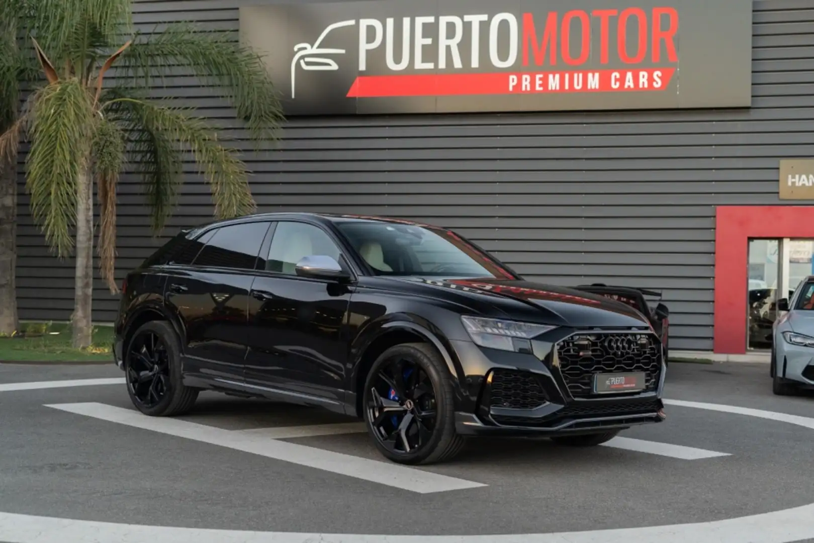 Audi RS Q8 TFSI quattro tiptronic Noir - 1