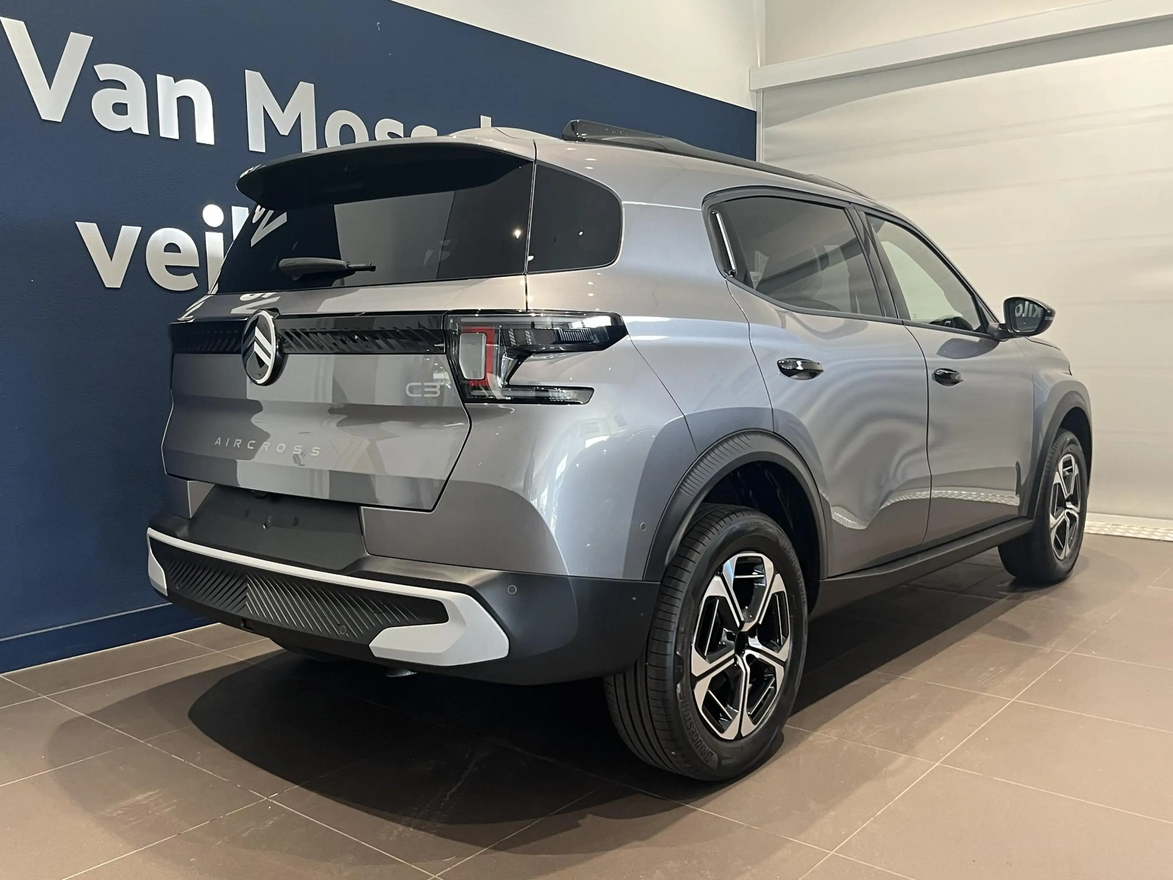 Citroen C3 Aircross 1.2 Hybrid 145pk Max 7p. — photo 4