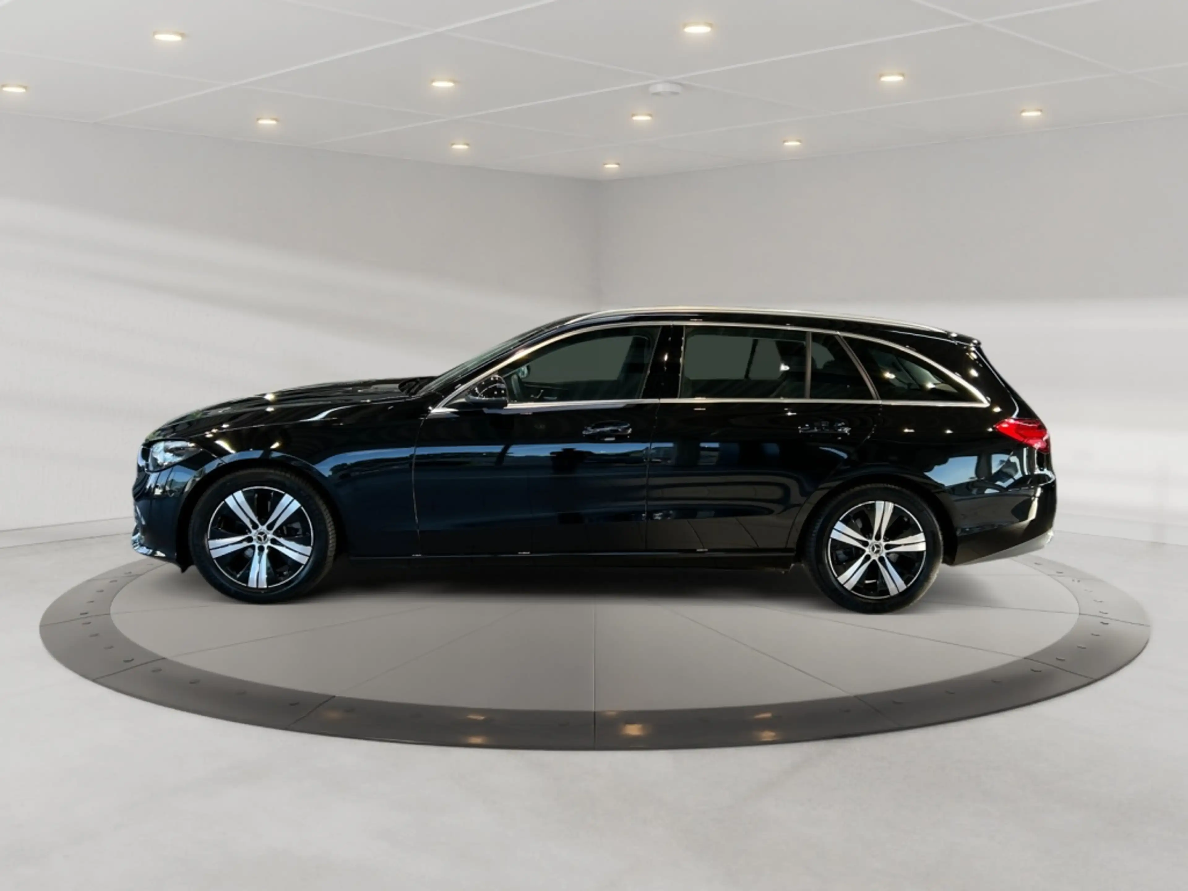 Mercedes-Benz C 180 T Avantgarde Avantgarde+MBUX+Wide+Cam+LED — photo 5