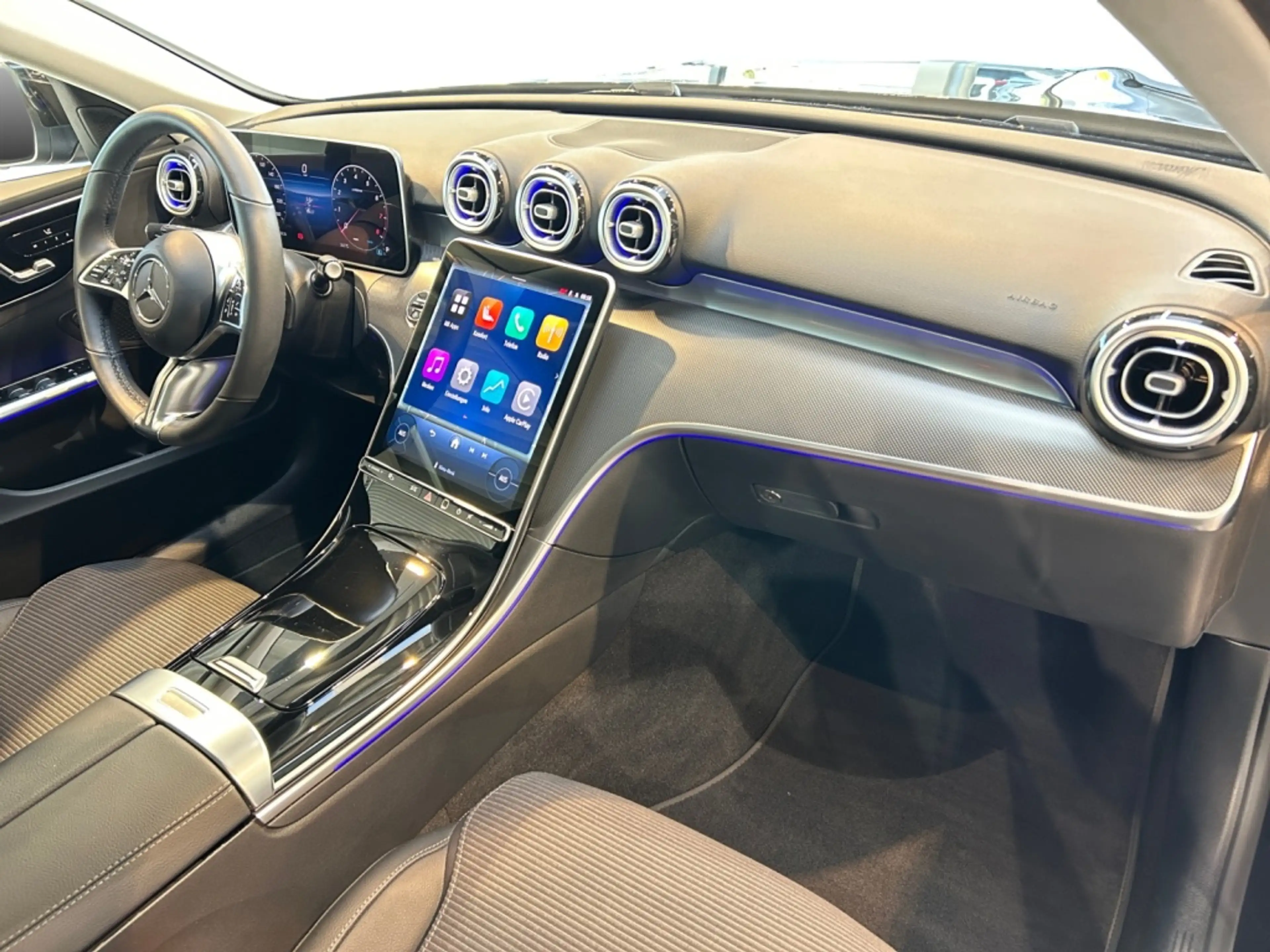 Mercedes-Benz C 180 T Avantgarde Avantgarde+MBUX+Wide+Cam+LED — photo 10
