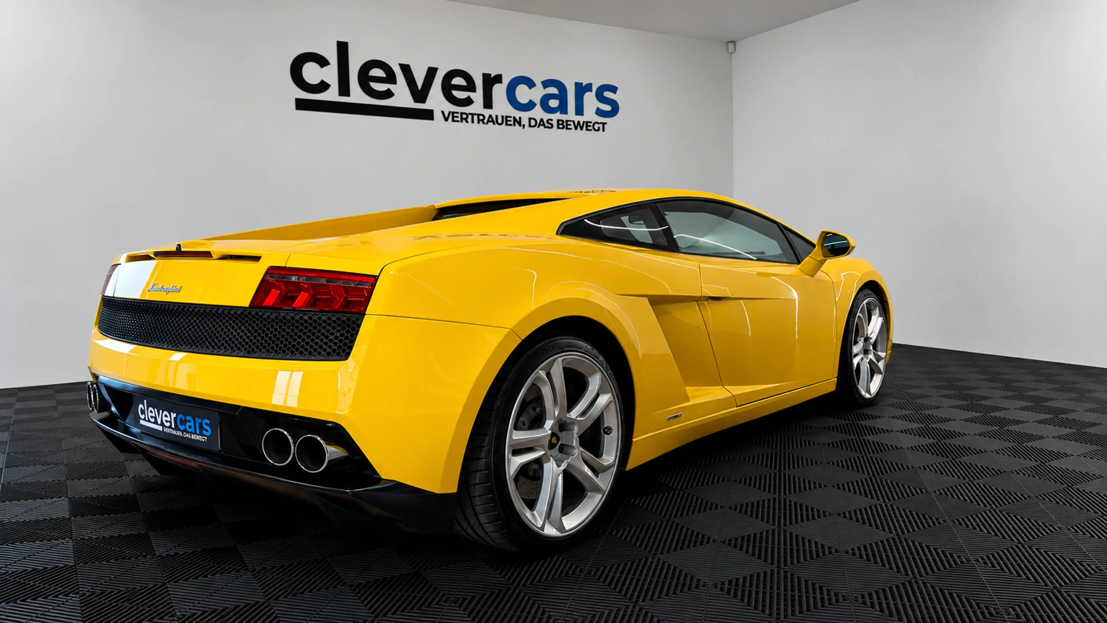 Lamborghini Gallardo LP560-4 — photo 12