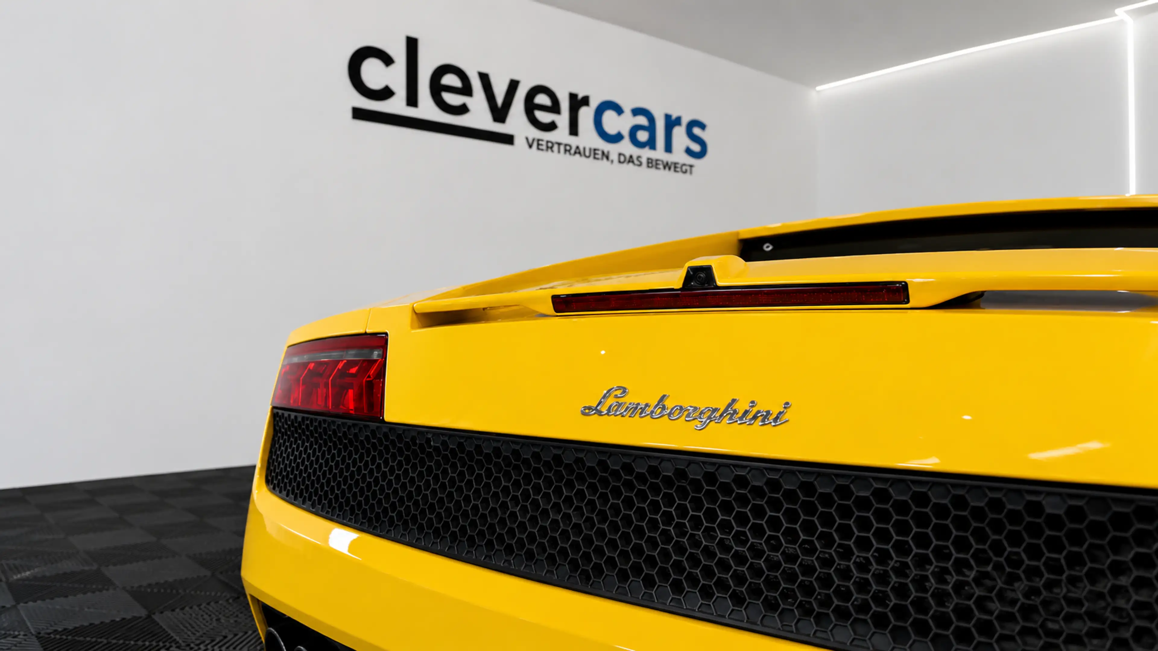 Lamborghini Gallardo LP560-4 — photo 4