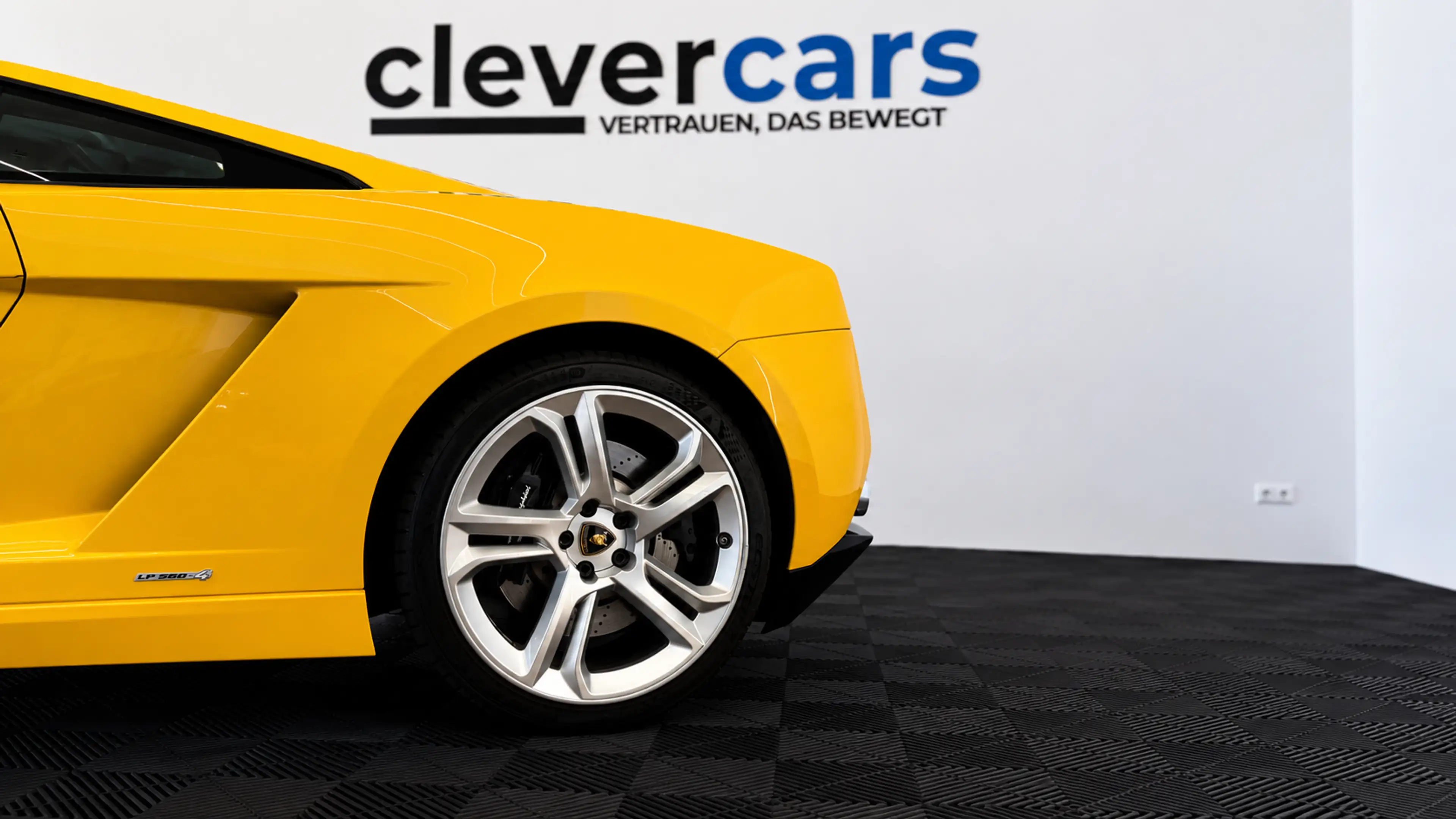 Lamborghini Gallardo LP560-4 — photo 13