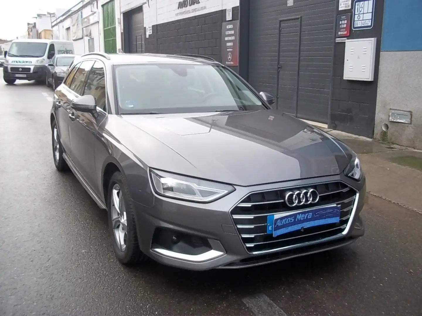 Audi A4 Avant 35 TDI Advanced S tronic 120kW Grijs - 1