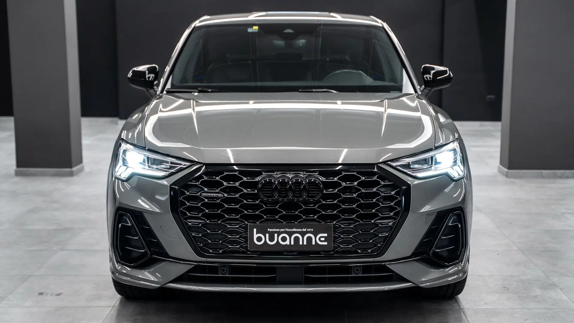 Audi Q3 SPORTBACK SPB 35 2.0 TDI S LINE QUATTRO PACK LUCI Grigio - 2