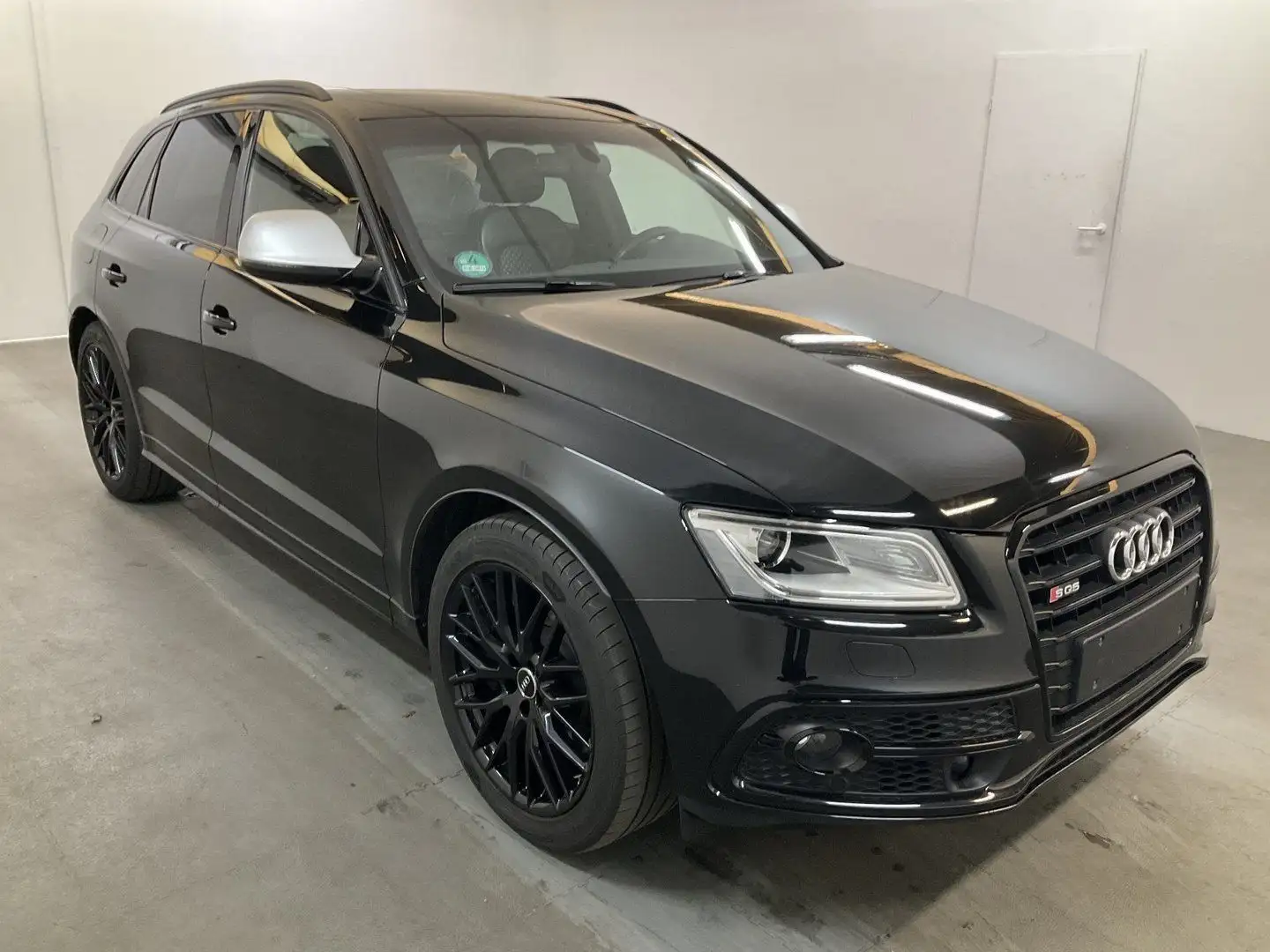 Audi SQ5 3.0 TDI competition quattro Schwarz - 2