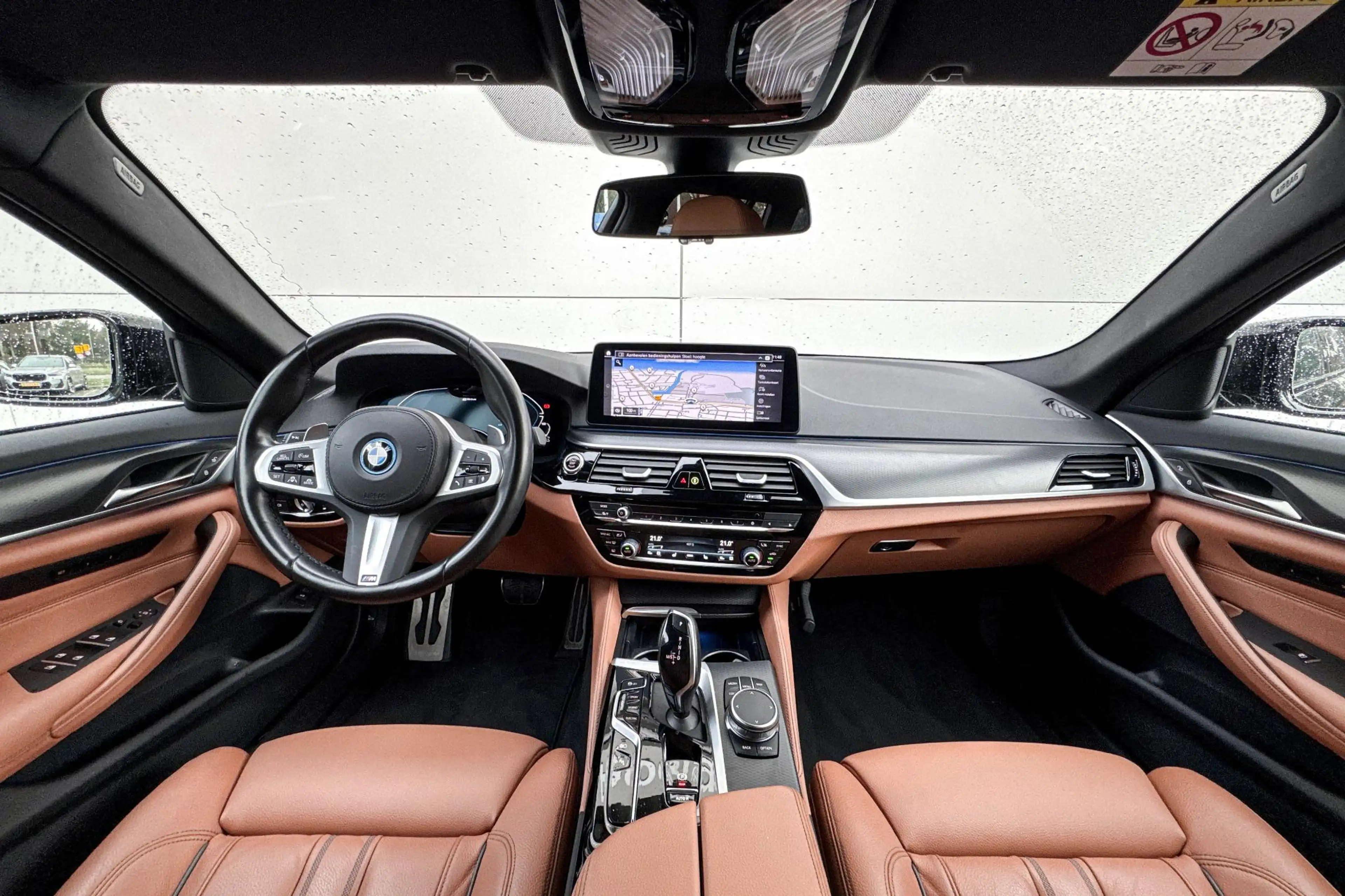 BMW 530 5 Serie Touring 530e xDrive Business Edition Plus — photo 13
