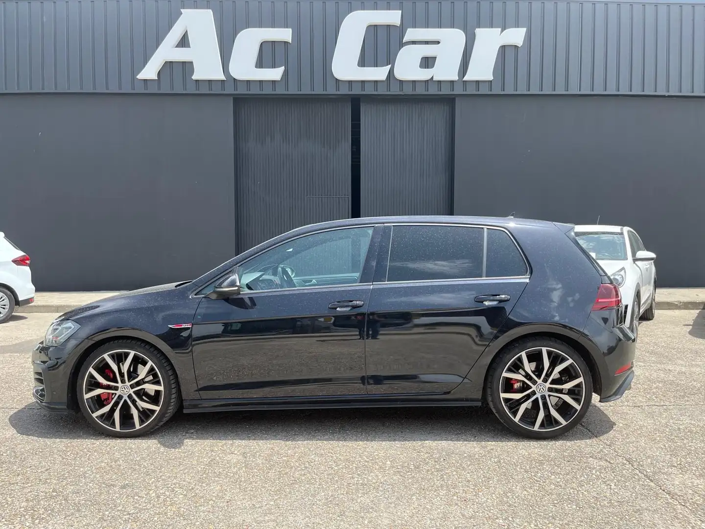 Volkswagen Golf GTI 2.0 TSI Performance 180kW Negro - 1