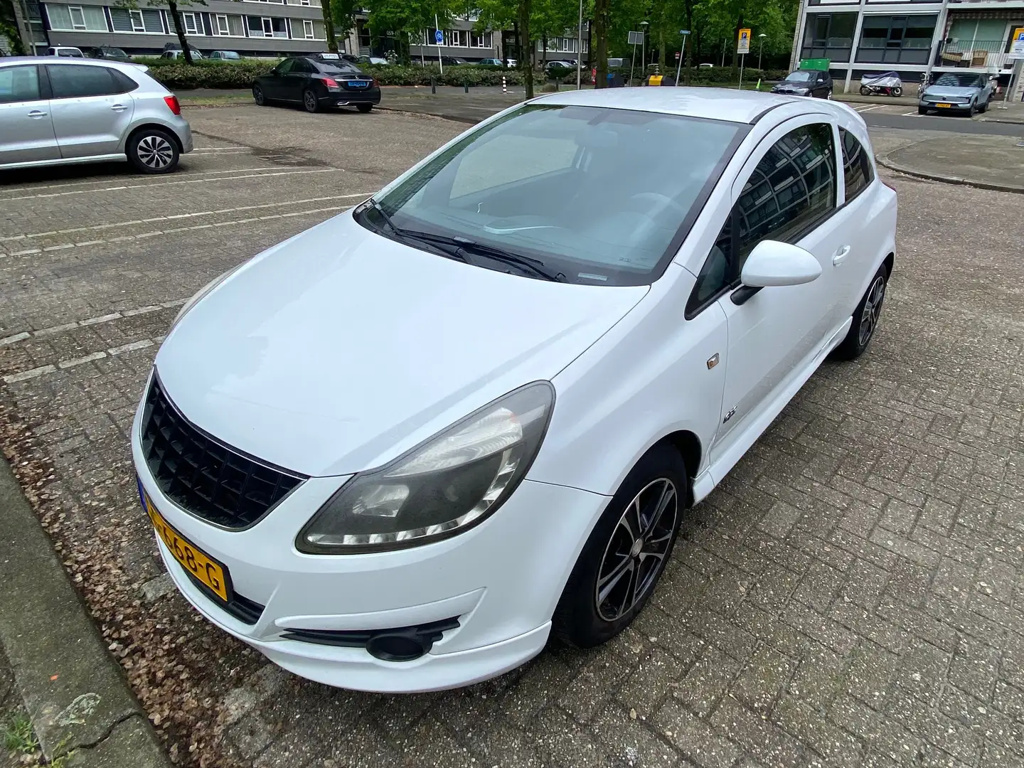 Opel Corsa Corsa 1.2-16V Sport Wit - 1