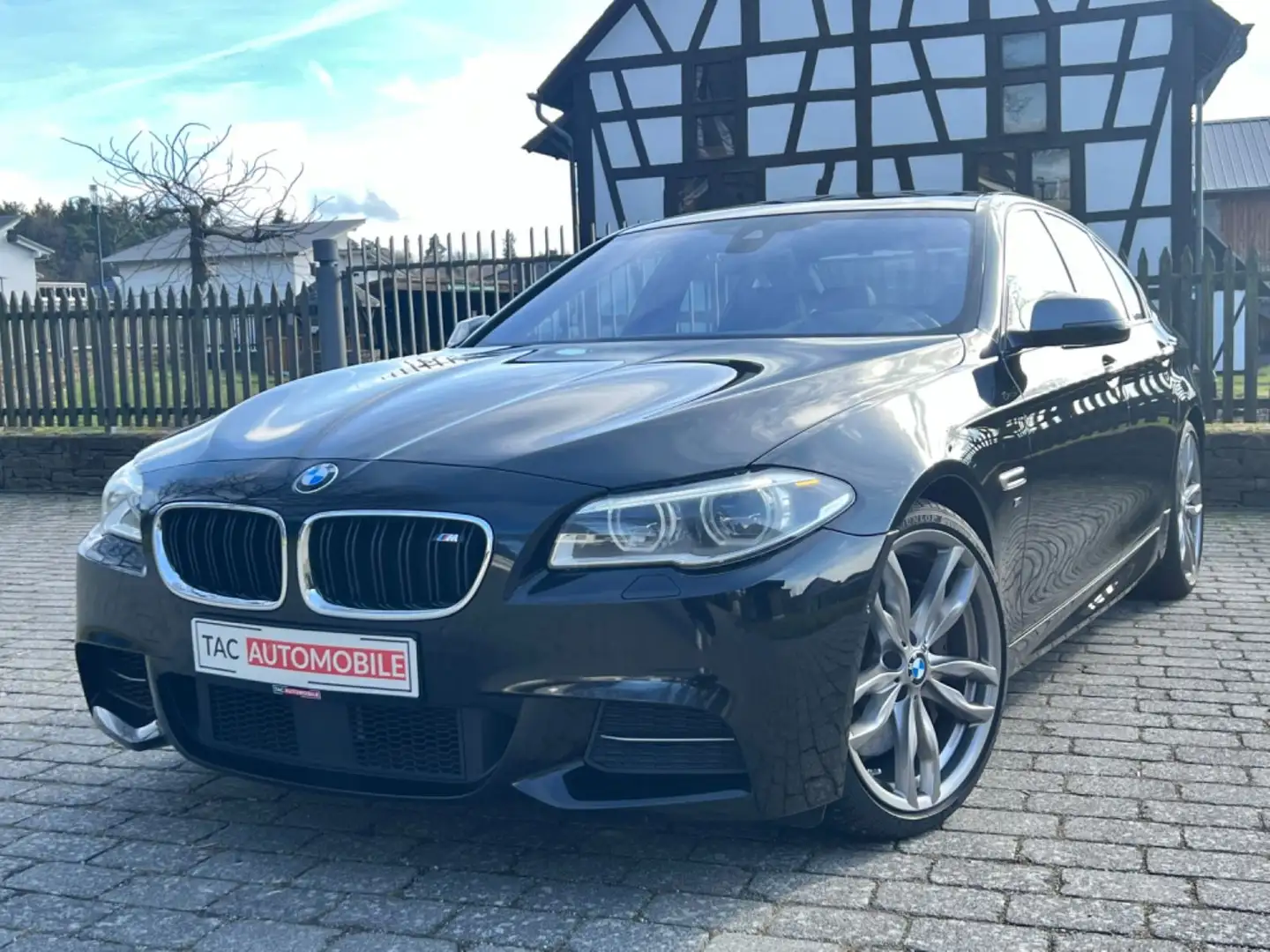 BMW 550 xd  UNFALLFREI ! Einzelstück! Scheckheft BMW Black - 2