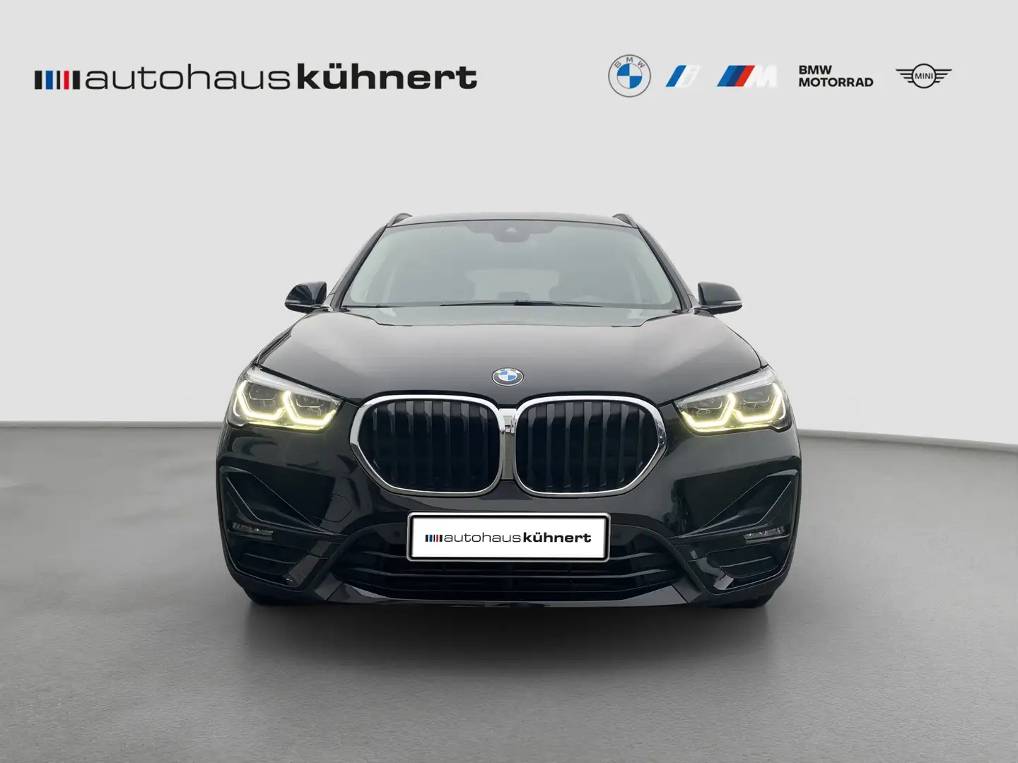BMW X1 xDrive25e Sport Line LED ACC RFK DrvAss+ DAB Schwarz - 2