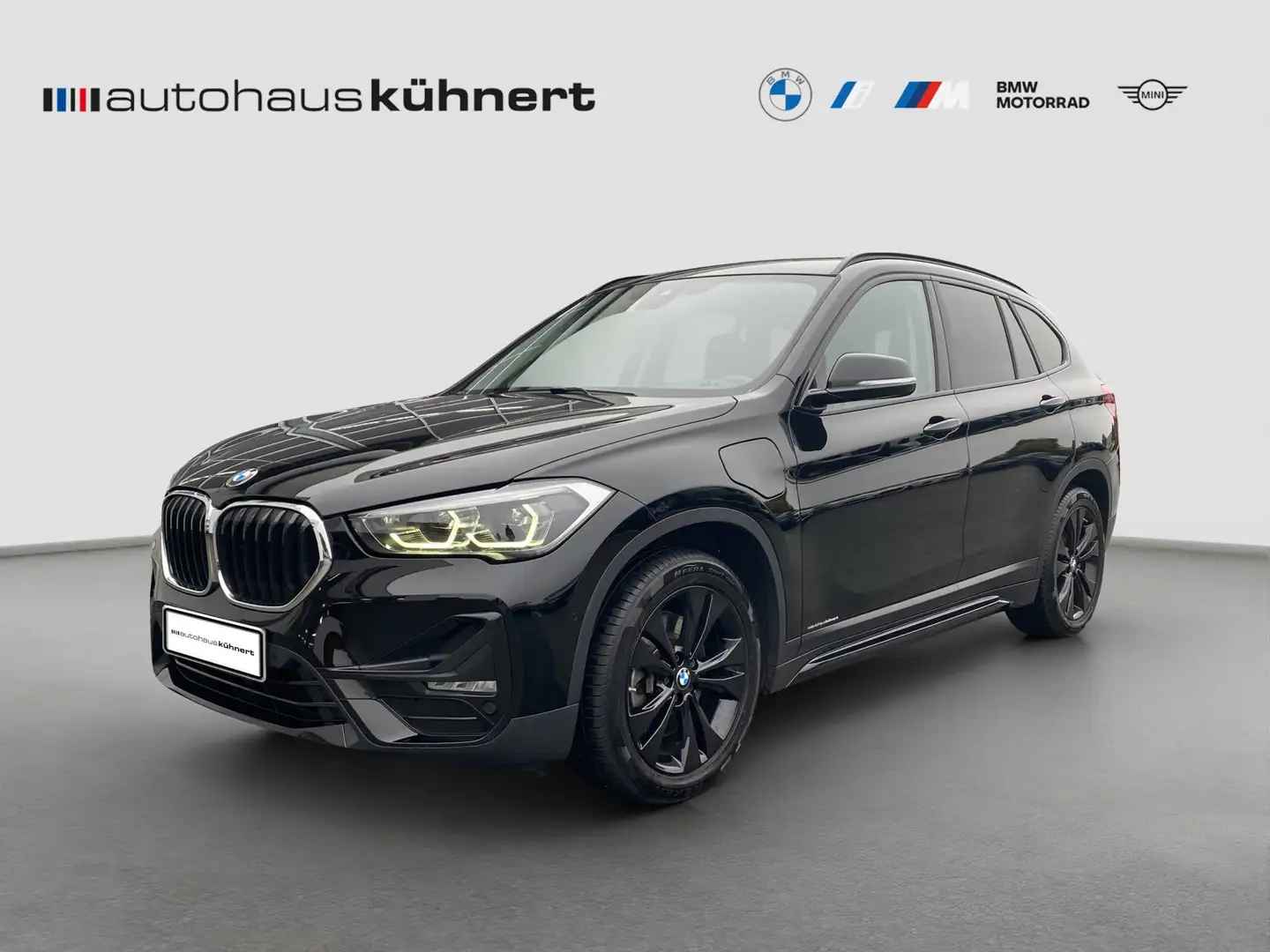BMW X1 xDrive25e Sport Line LED ACC RFK DrvAss+ DAB Schwarz - 1