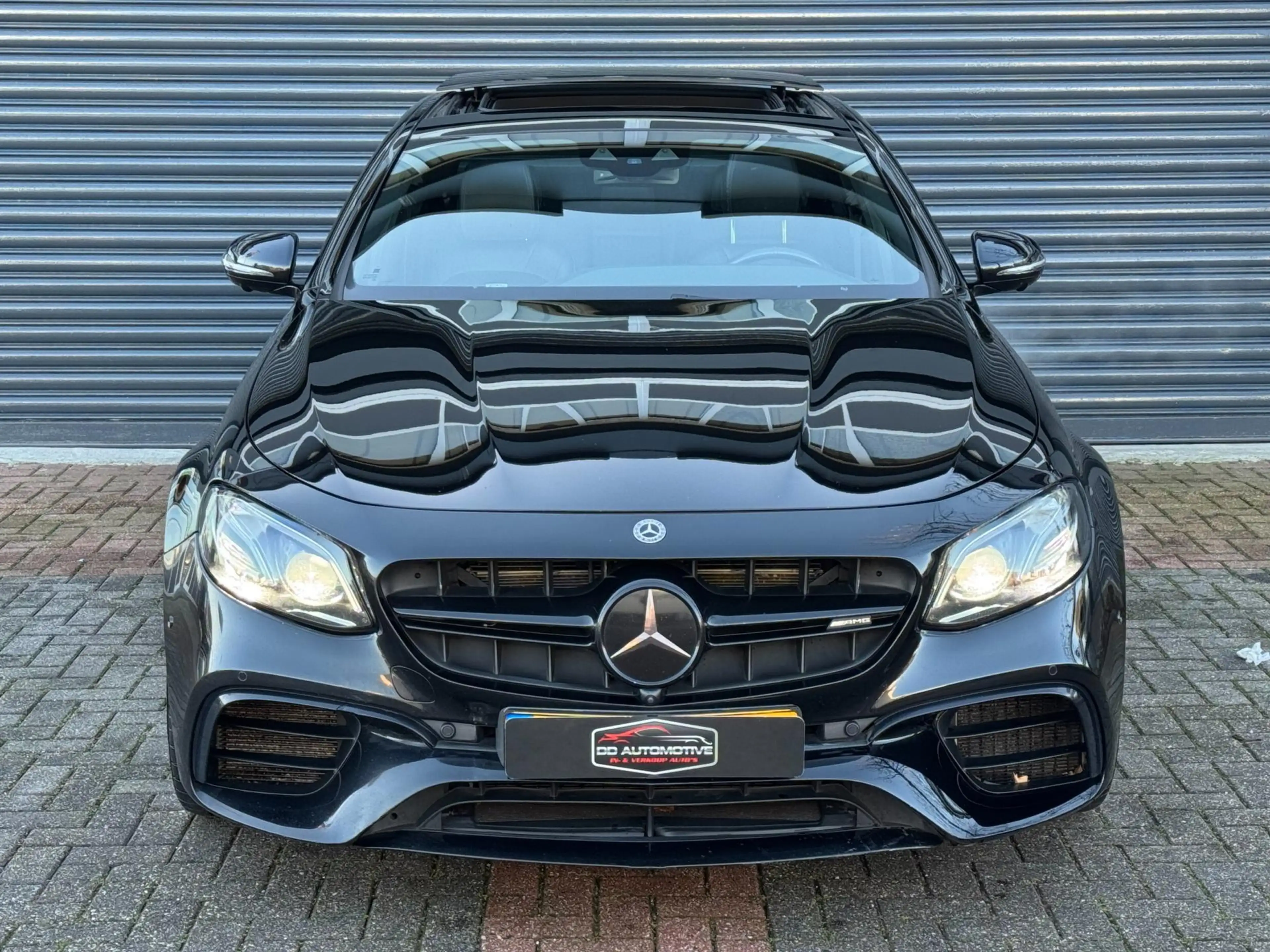 Mercedes-Benz E 63 AMG 4MATIC Premium Plus Pano | Burmester | Luchtvering — photo 7
