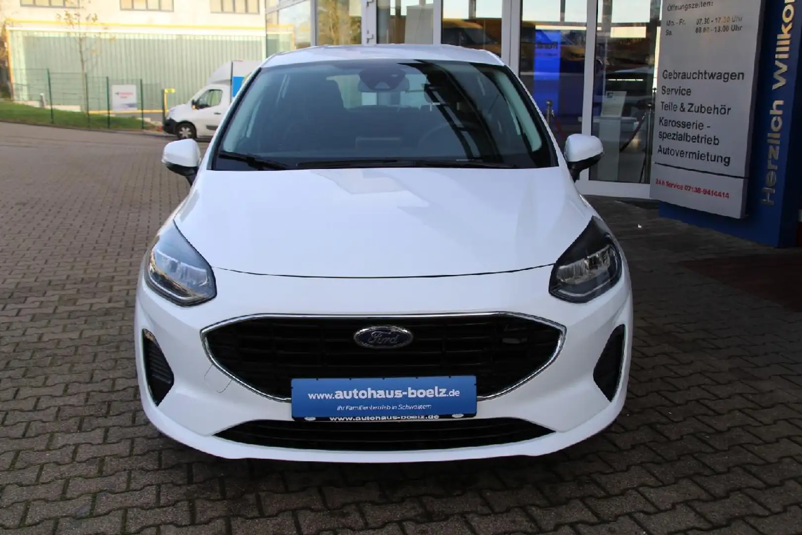 Ford Fiesta Cool & Connect Weiß - 2