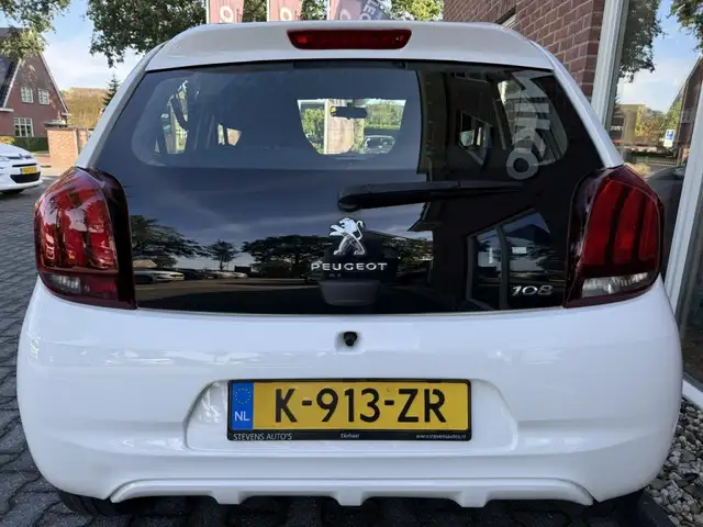 Peugeot 108 view 10