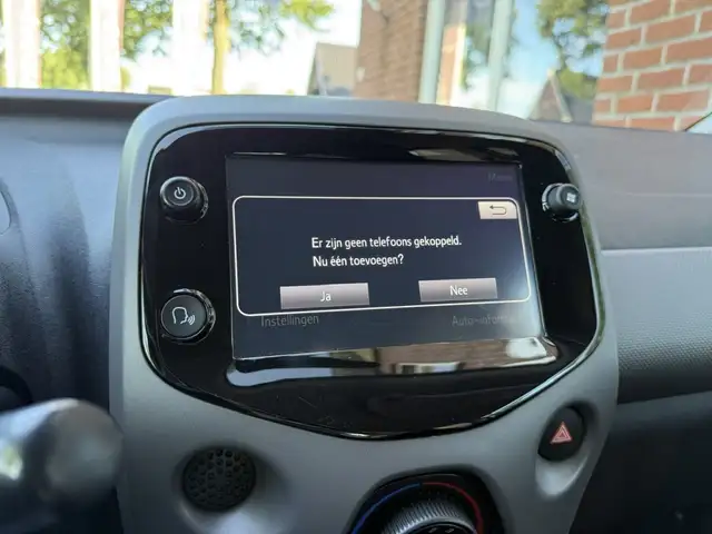 Peugeot 108 view 25