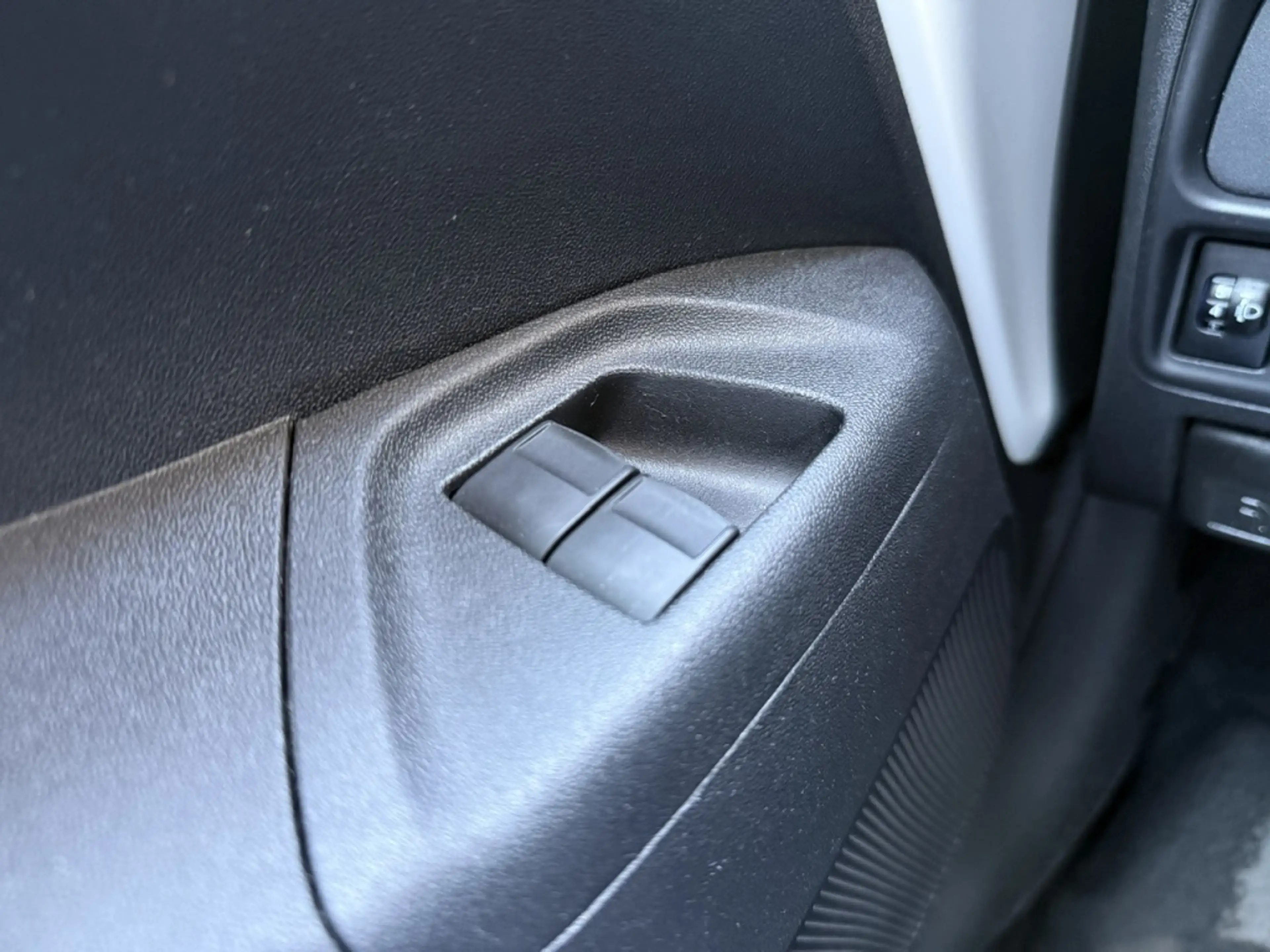 Peugeot 108 1.0 e-VTi Active CARPLAY / CAMERA / ANDROID.AUTO / — photo 19