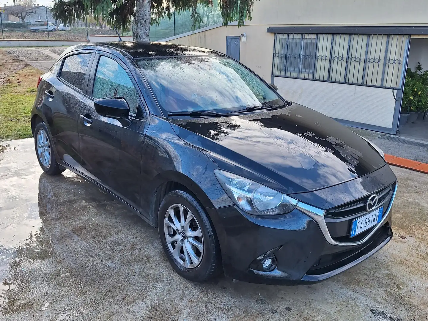 Mazda 2 2 III 2015 1.5 Exceed 90cv Schwarz - 1