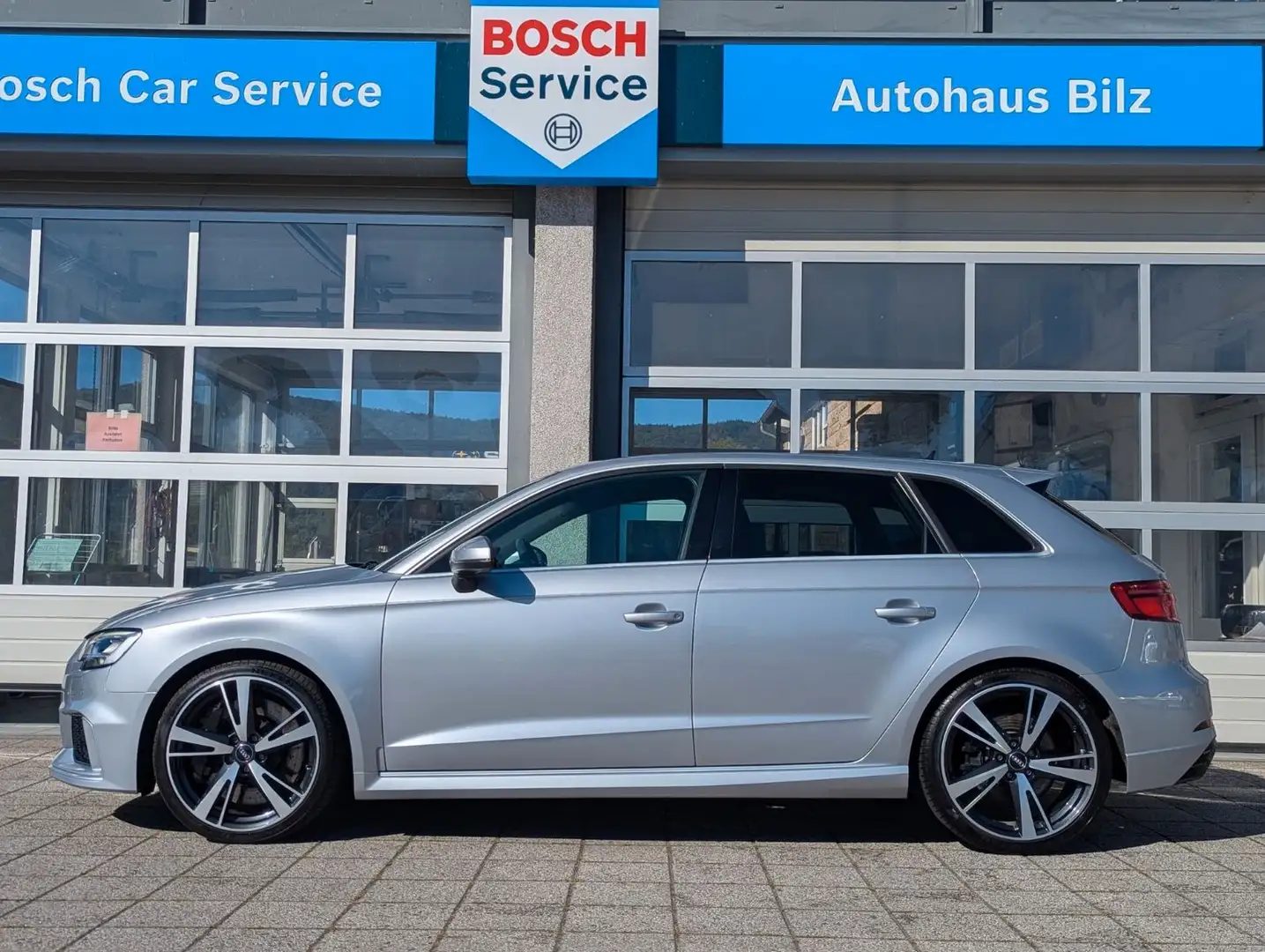 Audi RS3 Sportback 2.5 TFSI quattro*virtual* Silber - 2