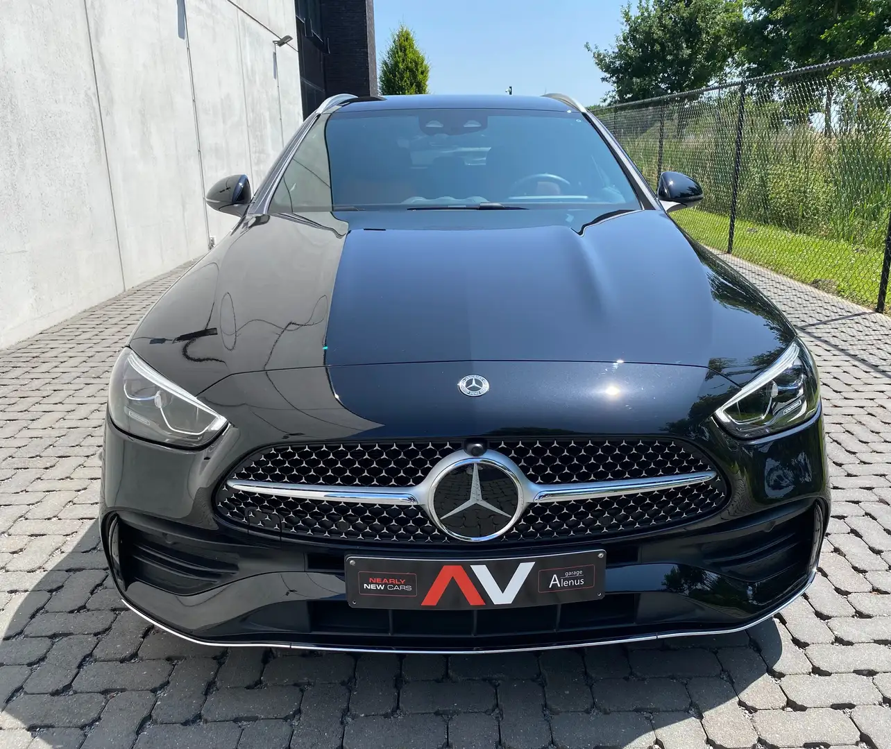Mercedes-Benz C 200 9G AMG Premium/LederPackBruin/19"/Distronic/Trekh. Zwart - 2