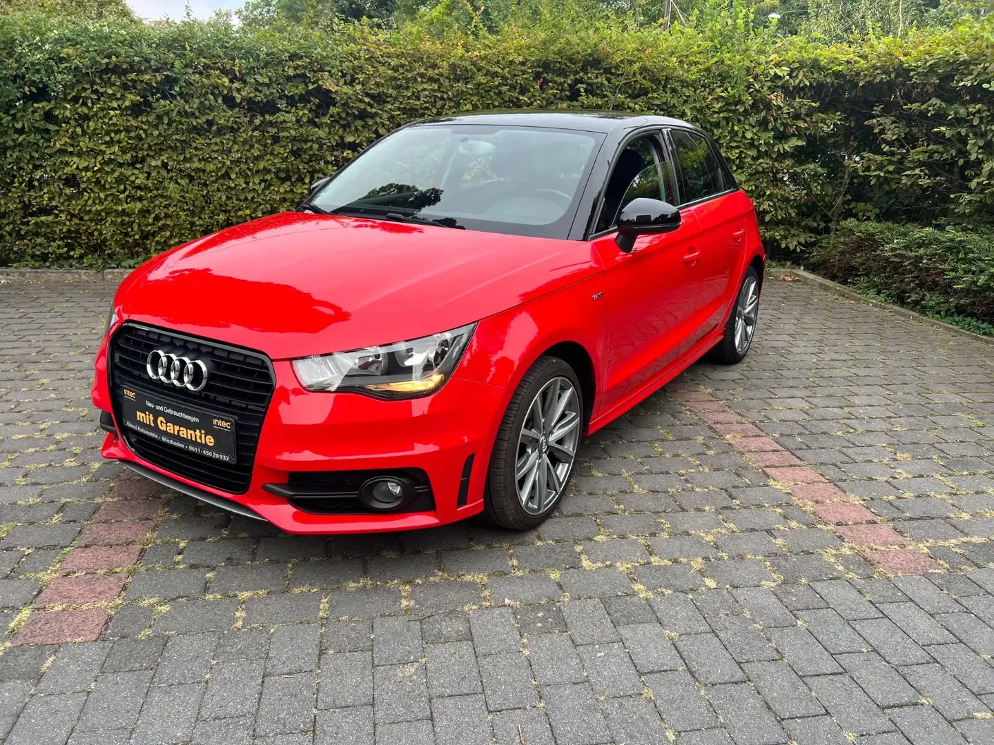 Audi A1 Sportback Admired~S-Line Rot - 2