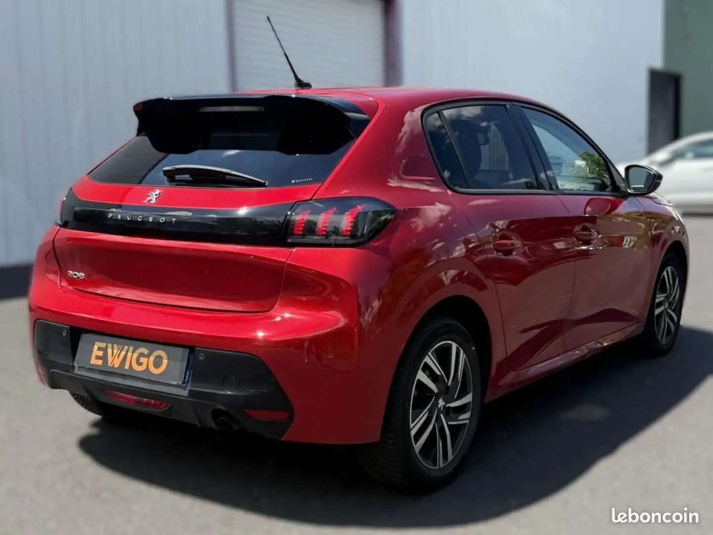 Peugeot 208 GENERATION-II 1.2 PURETECH 100 ALLURE EAT BVA STAR Rouge - 2
