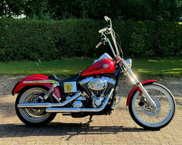 Harley-Davidson Dyna Wide Glide - foto 7