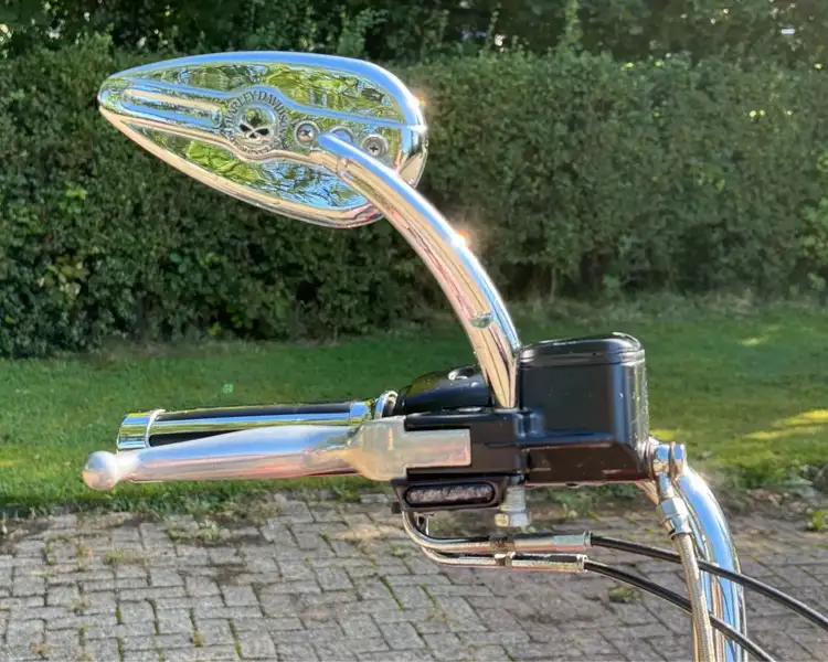 Harley-Davidson Dyna Wide Glide - foto 8