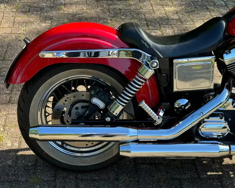 Harley-Davidson Dyna Wide Glide - foto 3