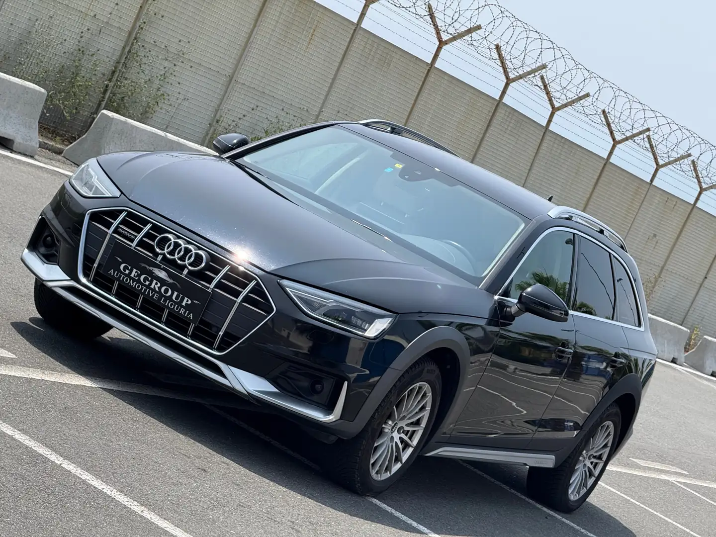 Audi A4 allroad 50 3.0 TDI mhev-286 CV-PERMUTABILE Nero - 1
