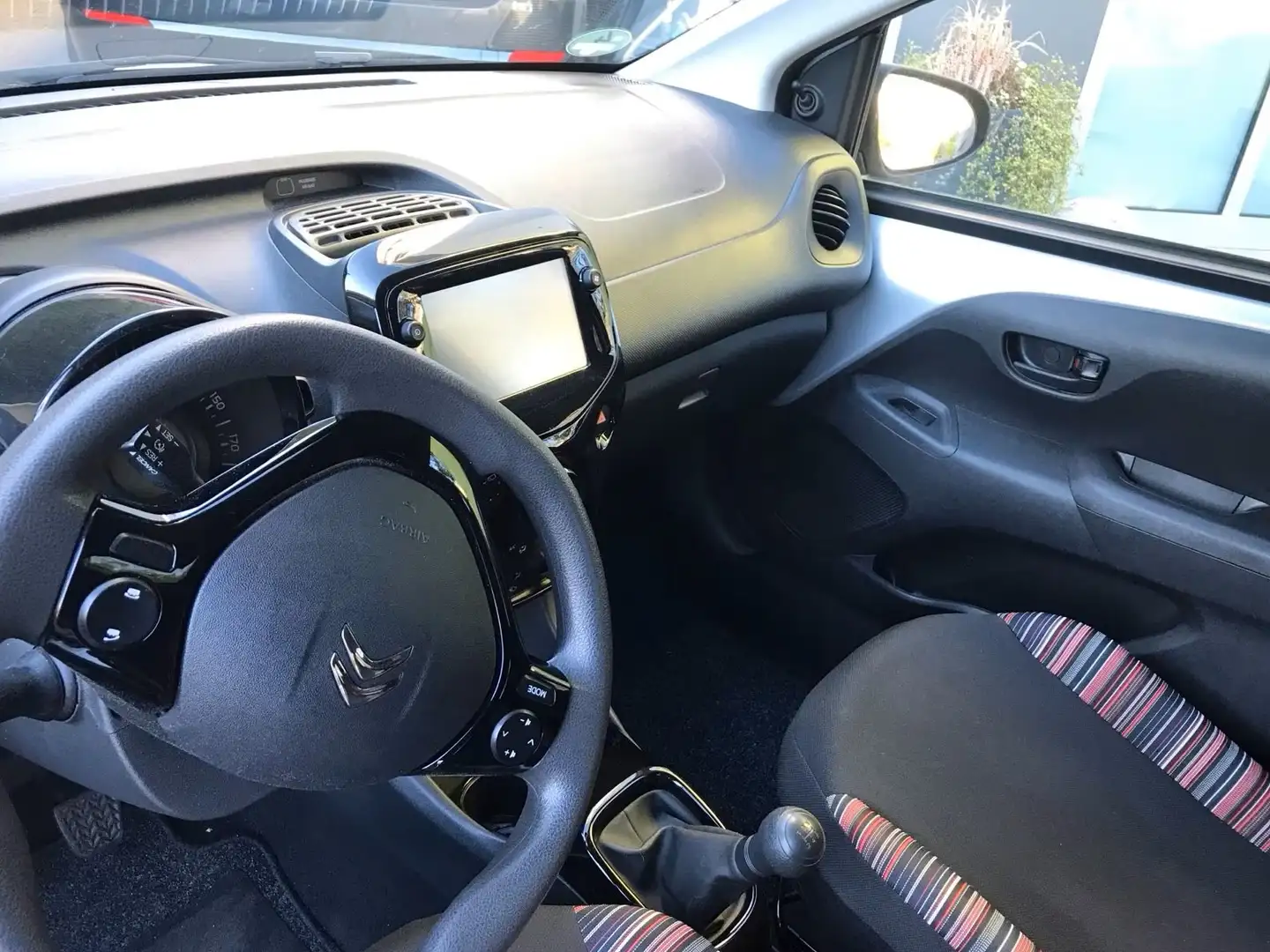 Citroen C1 C1 VTi 72 FEEL Silber - 2