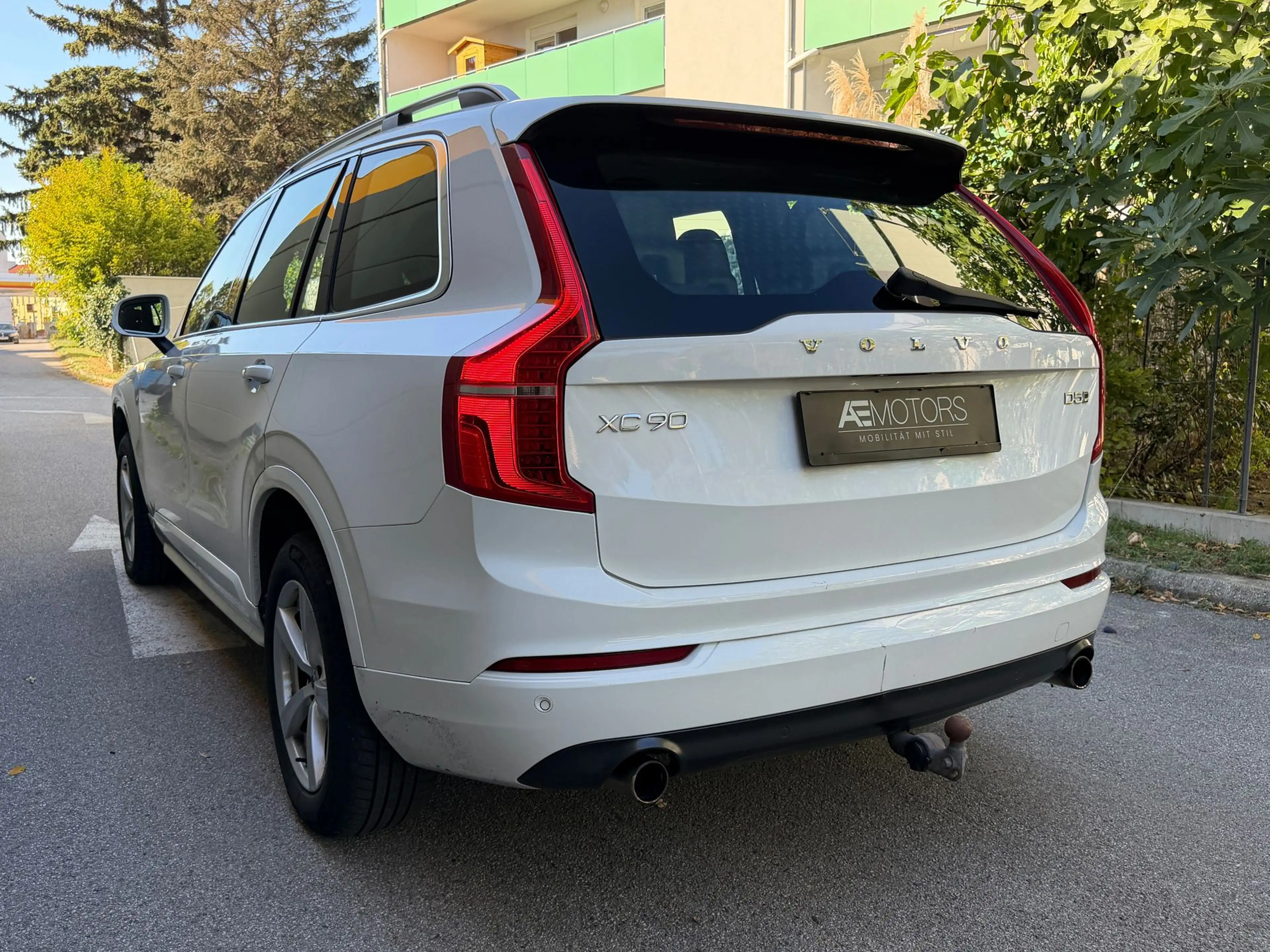 Volvo XC90 2.0 D5 AWD*7.SITZER*NAVI*AHK*SITZHZG*ALLRAD*KREDI — photo 13