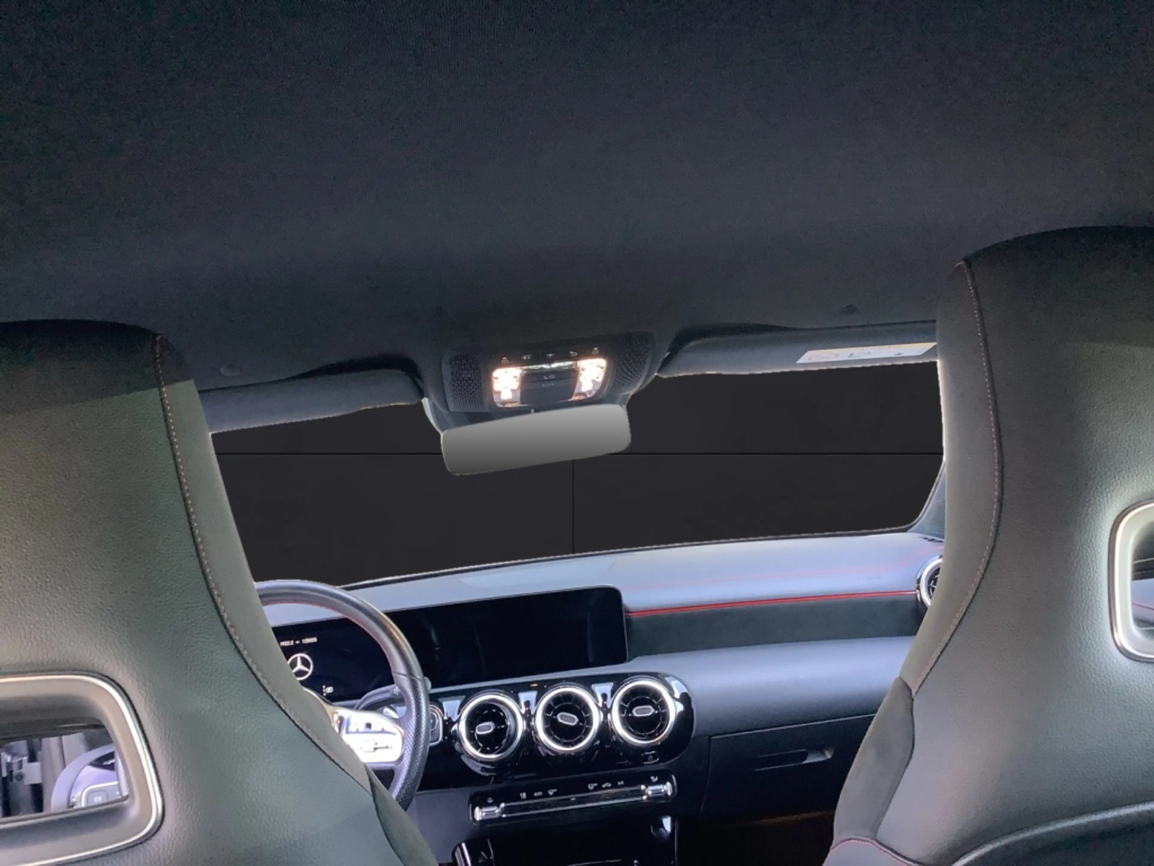 Mercedes-Benz CLA 220 d Coupé AMG*LED*Kamera*Navigation*MBUX — photo 14