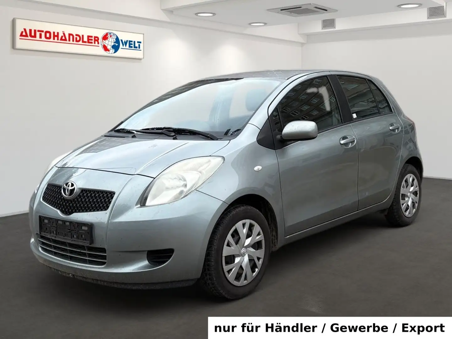 Toyota Yaris 1.0 Klimaanlage Silber - 1