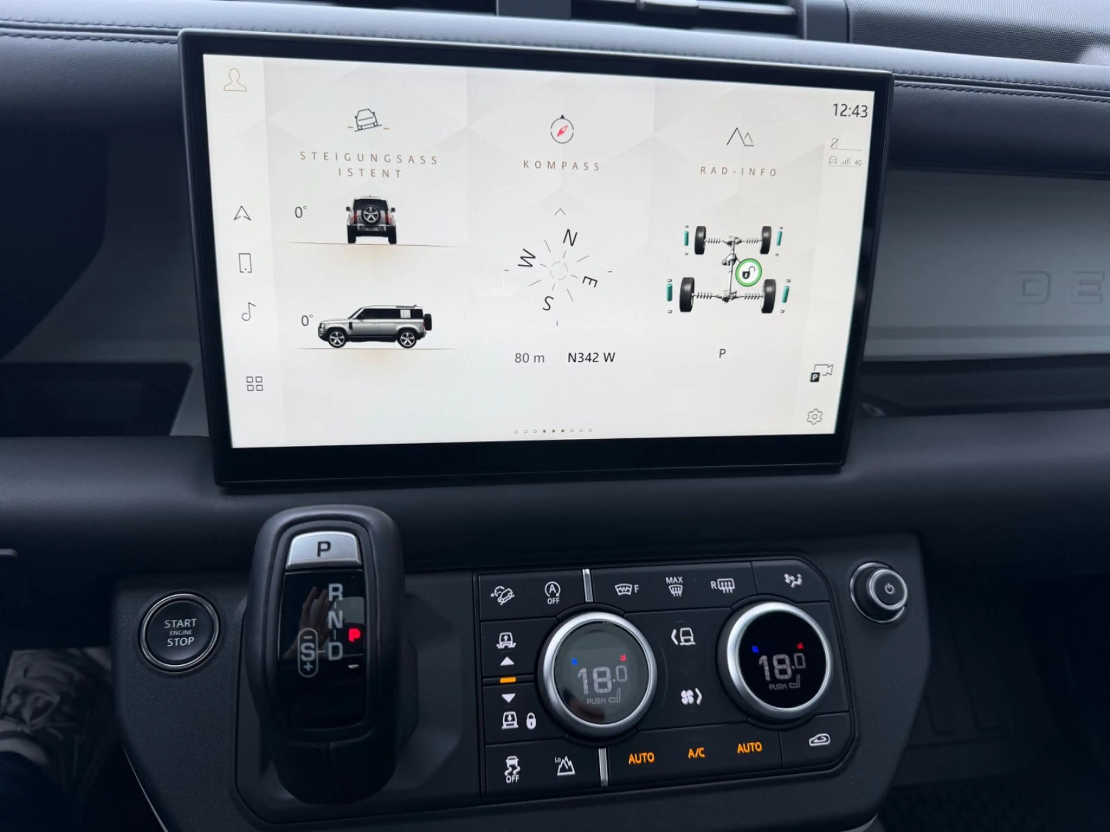 Land Rover Defender 110 X-Dynamic HSE — photo 12