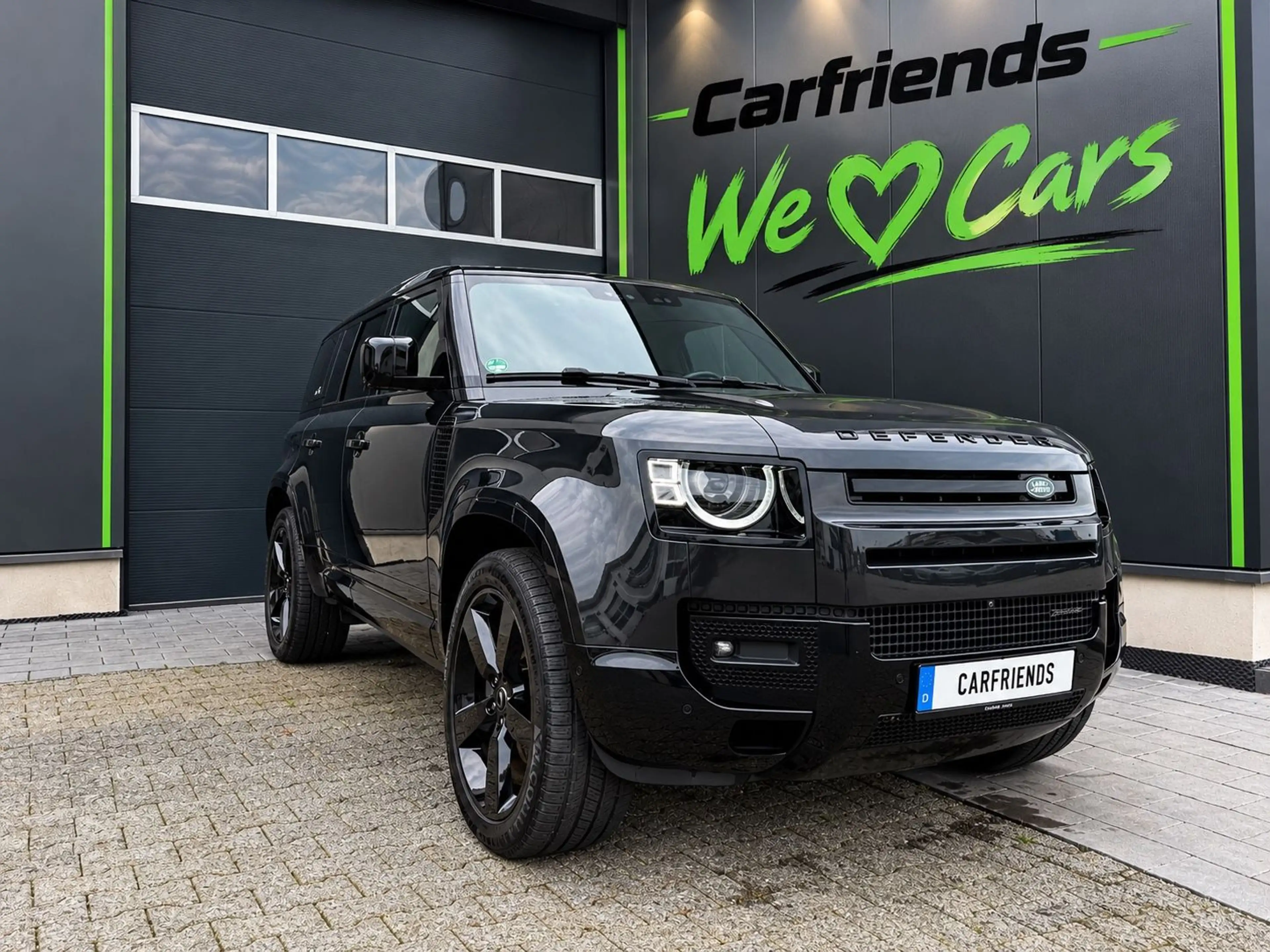 Land Rover Defender 110 X-Dynamic HSE