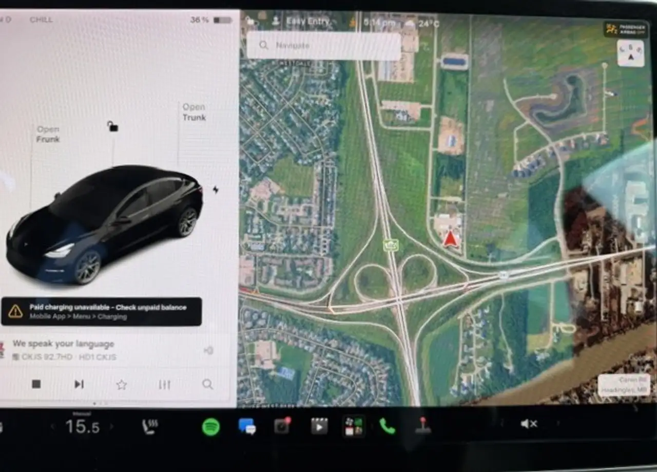 Tesla Model 3 photo Tesla Model 3