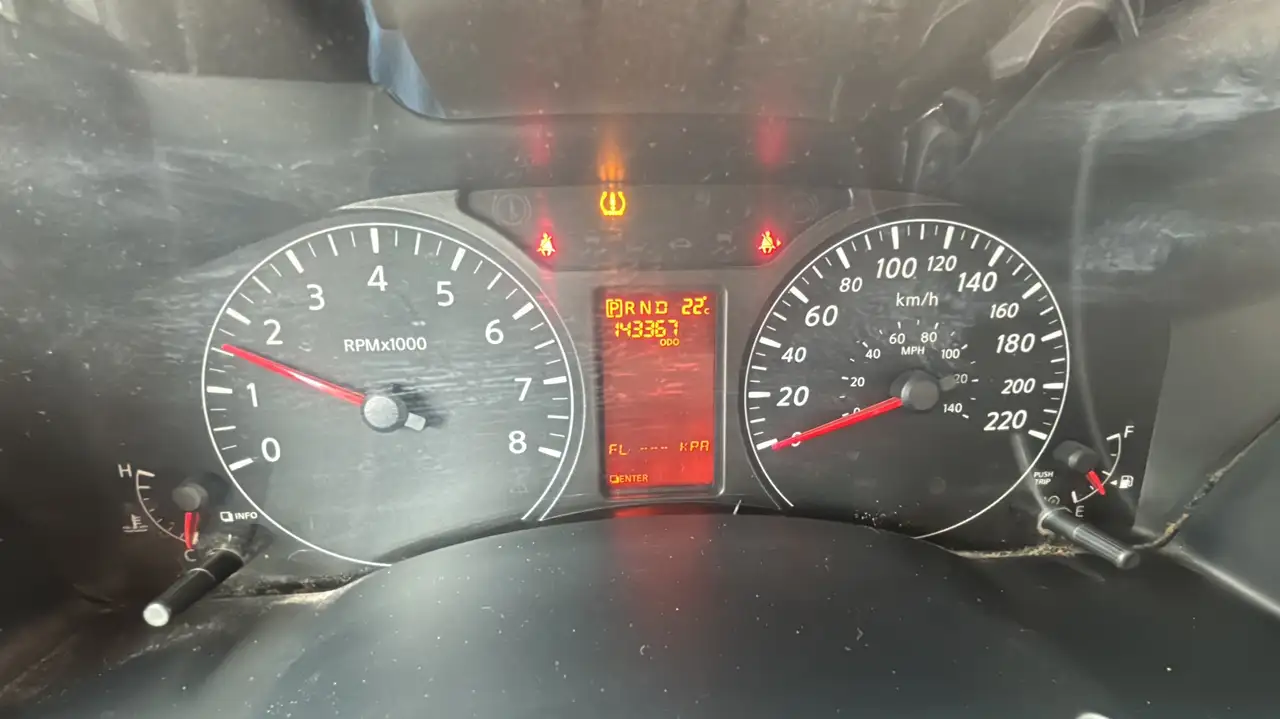 Nissan NV Cargo снимка Nissan NV Cargo