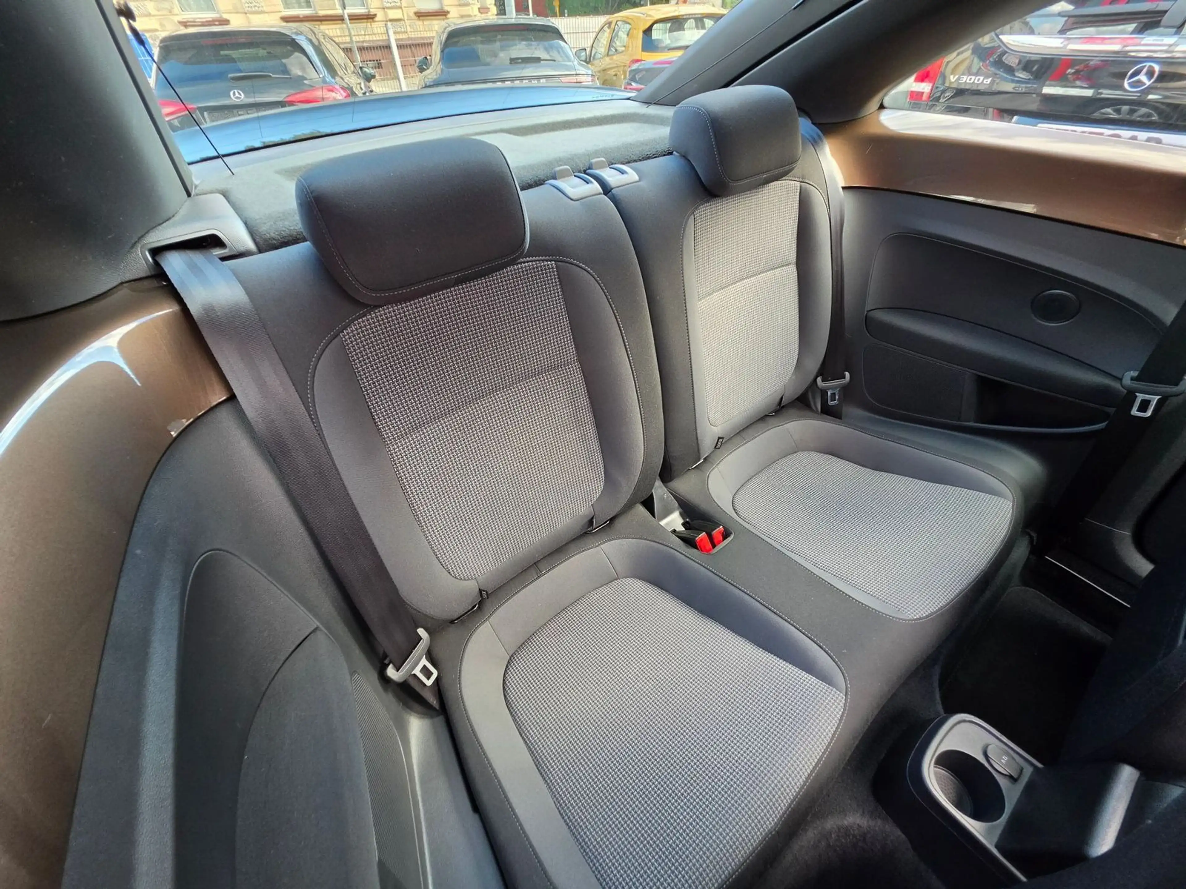 Volkswagen Beetle 1.4 TSI Design|1Hand|DSG|Pano|WieNeu|Navi — photo 11
