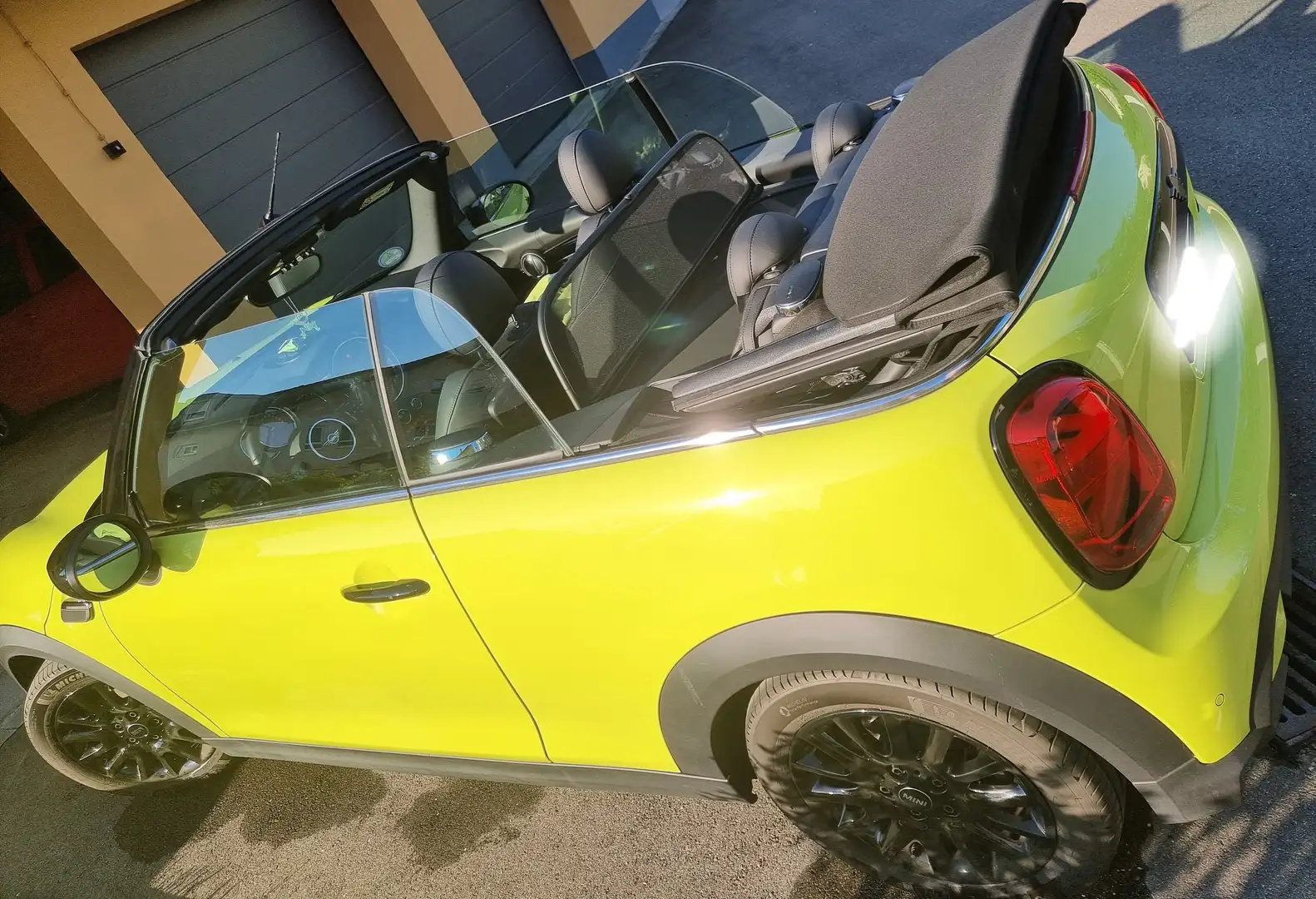 MINI Cooper Cabrio Galben - 2