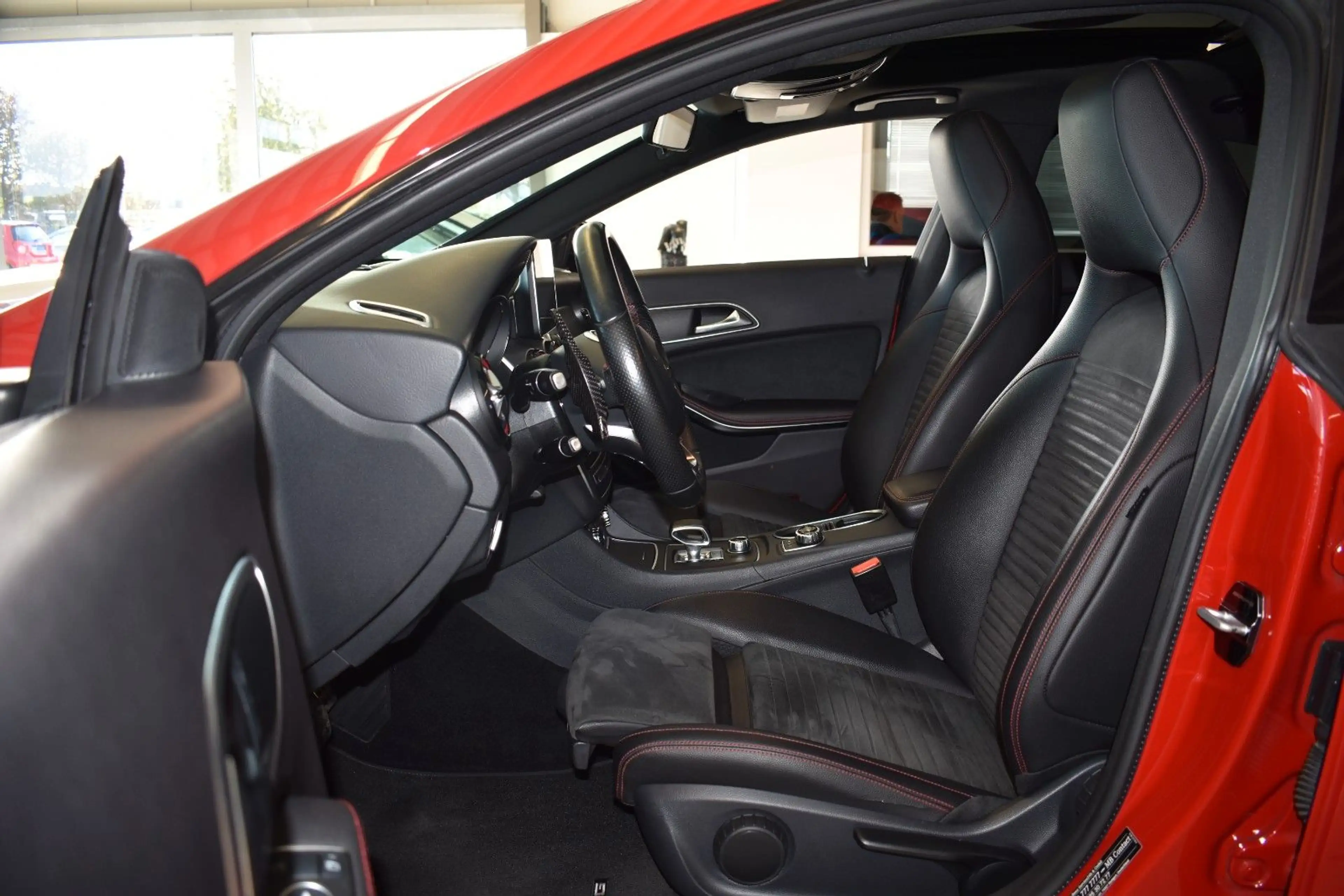 Mercedes-Benz CLA 45 AMG 4Matic/PERFORMANCE AGA/PANO/ALCANT — photo 11