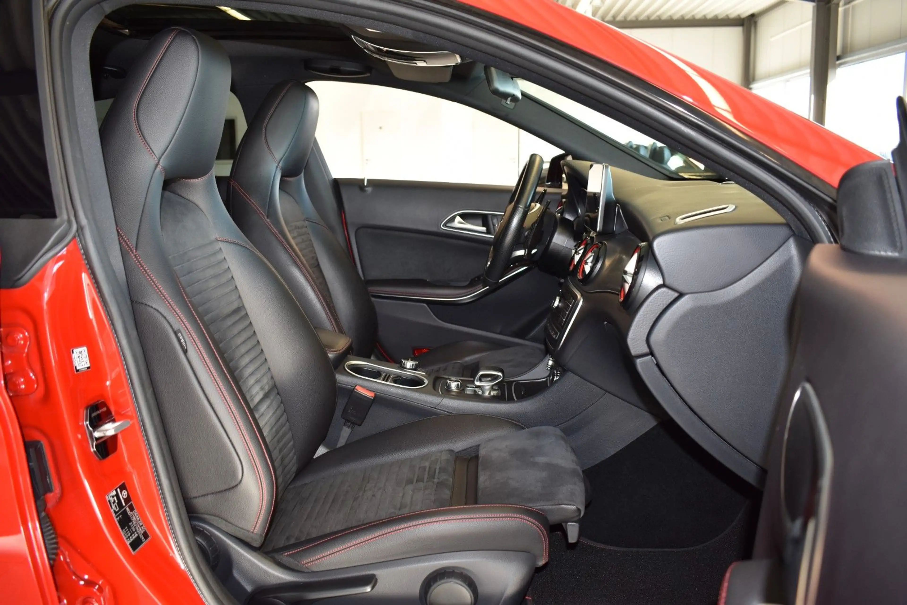 Mercedes-Benz CLA 45 AMG 4Matic/PERFORMANCE AGA/PANO/ALCANT — photo 12
